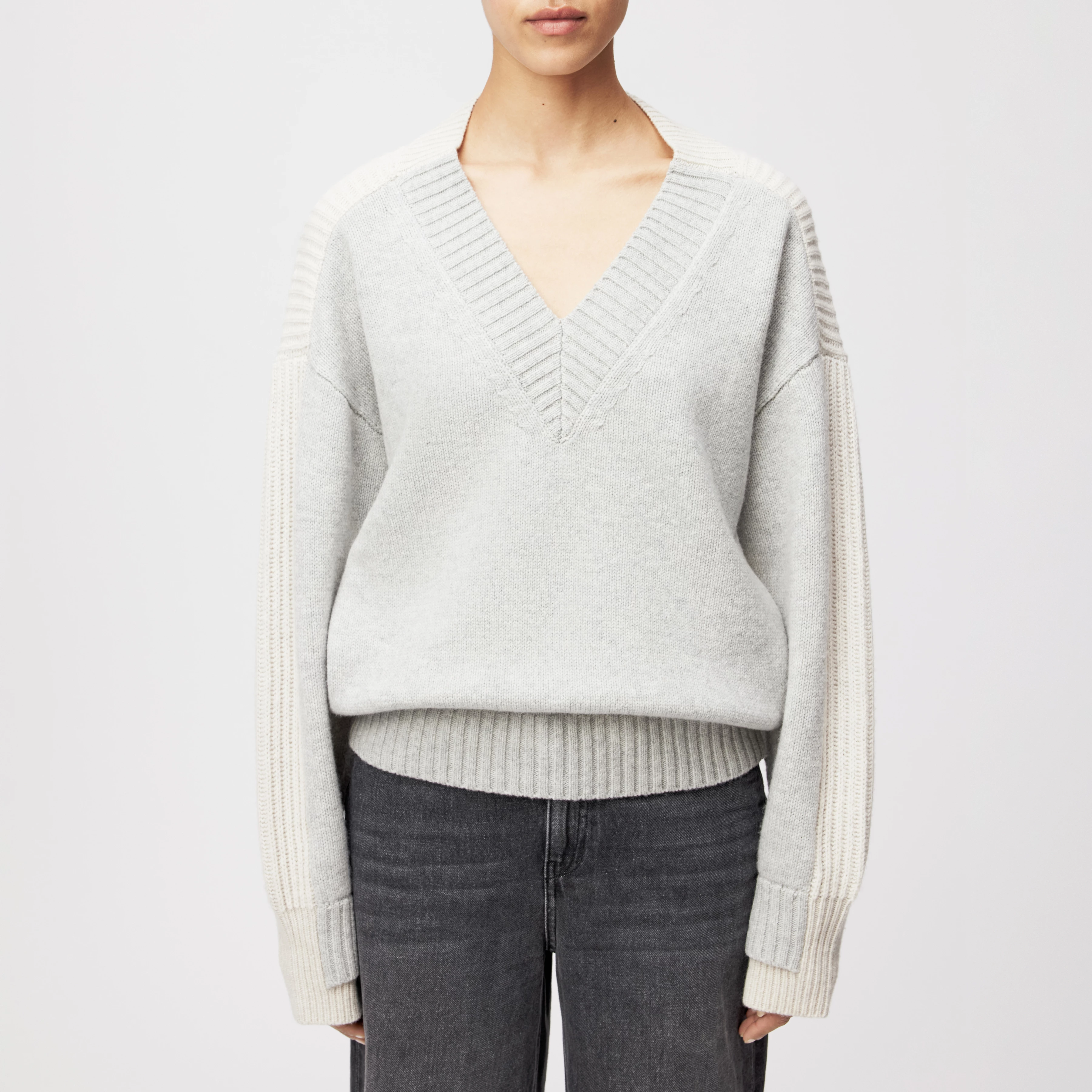 PASELIA - Oversized Pullover in Schurwolle - Damen - grau - Frontansicht