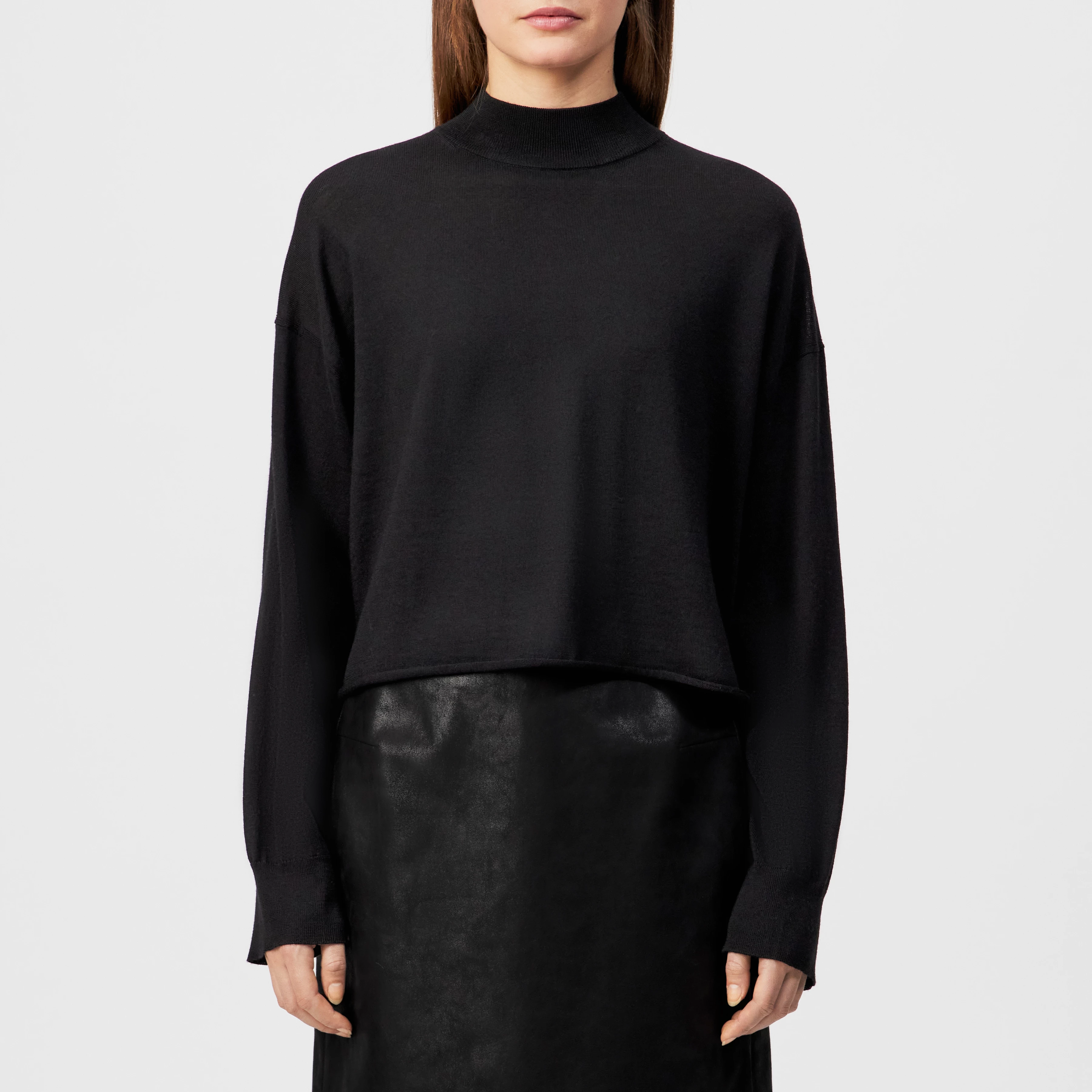 MATHISA - Cropped jumper in fine merino wool - women - black - Frontansicht