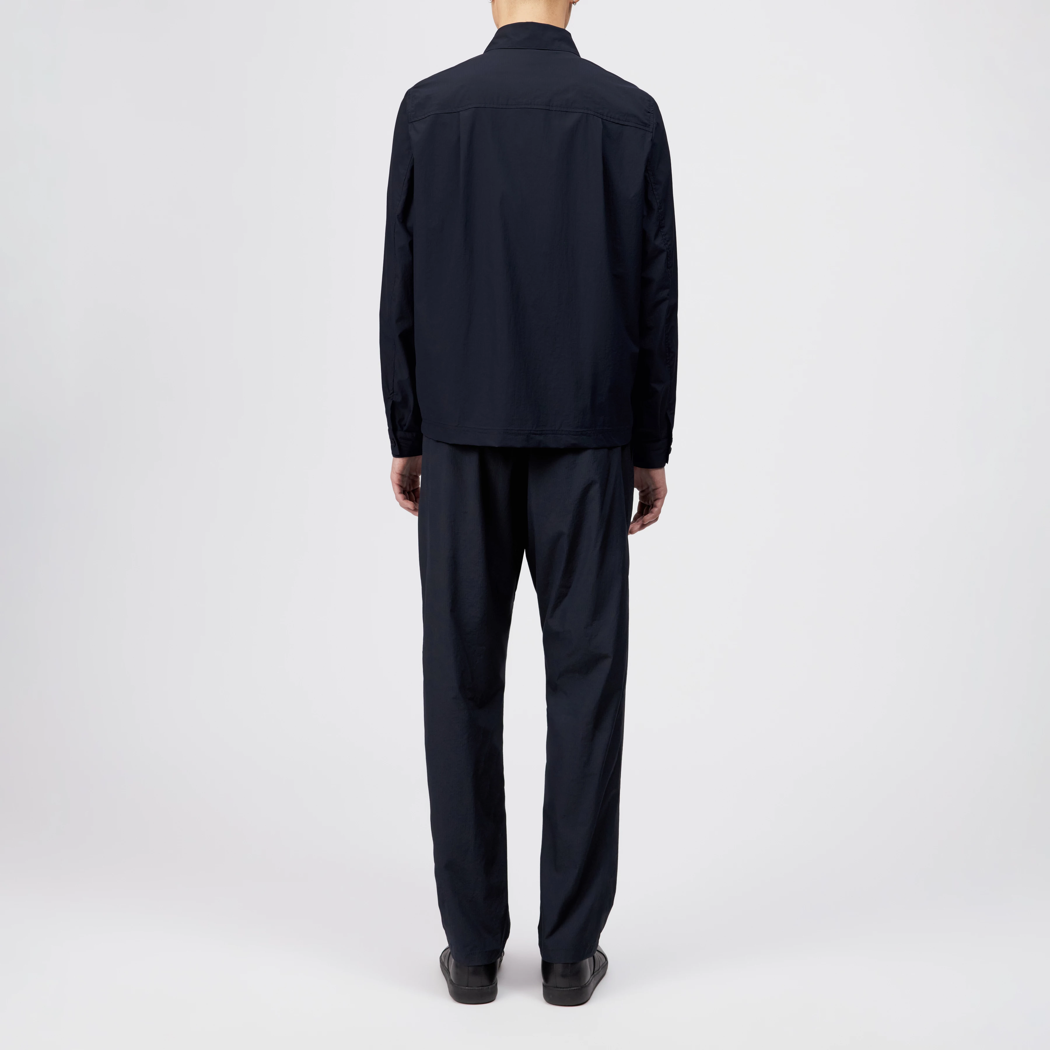 MACTO_Z - Regular fit shirt with zip in techno fabric - men - blue - Rückansicht