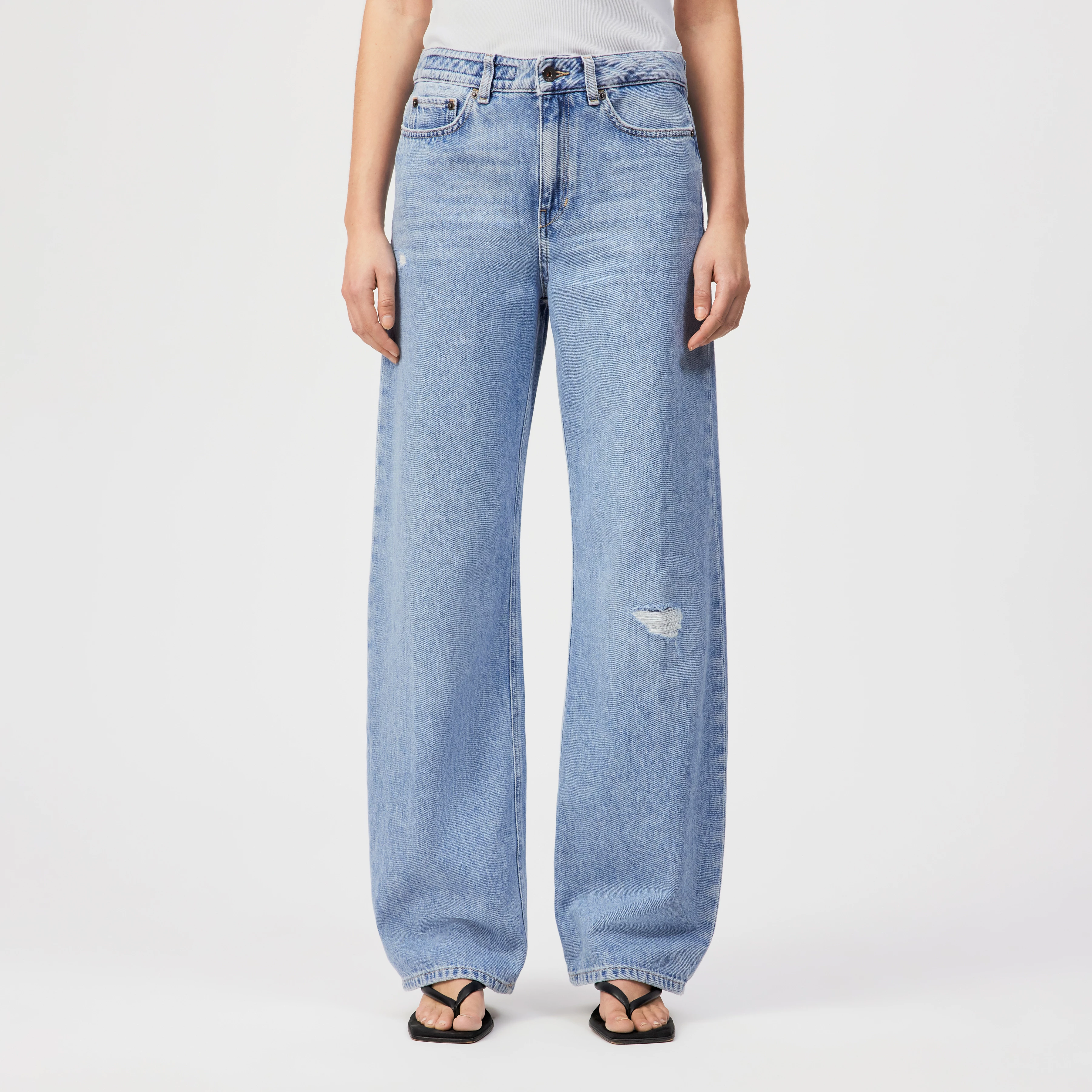 MEDLEY - Mid-rise jeans in mid-blue denim - women - blue - Frontansicht