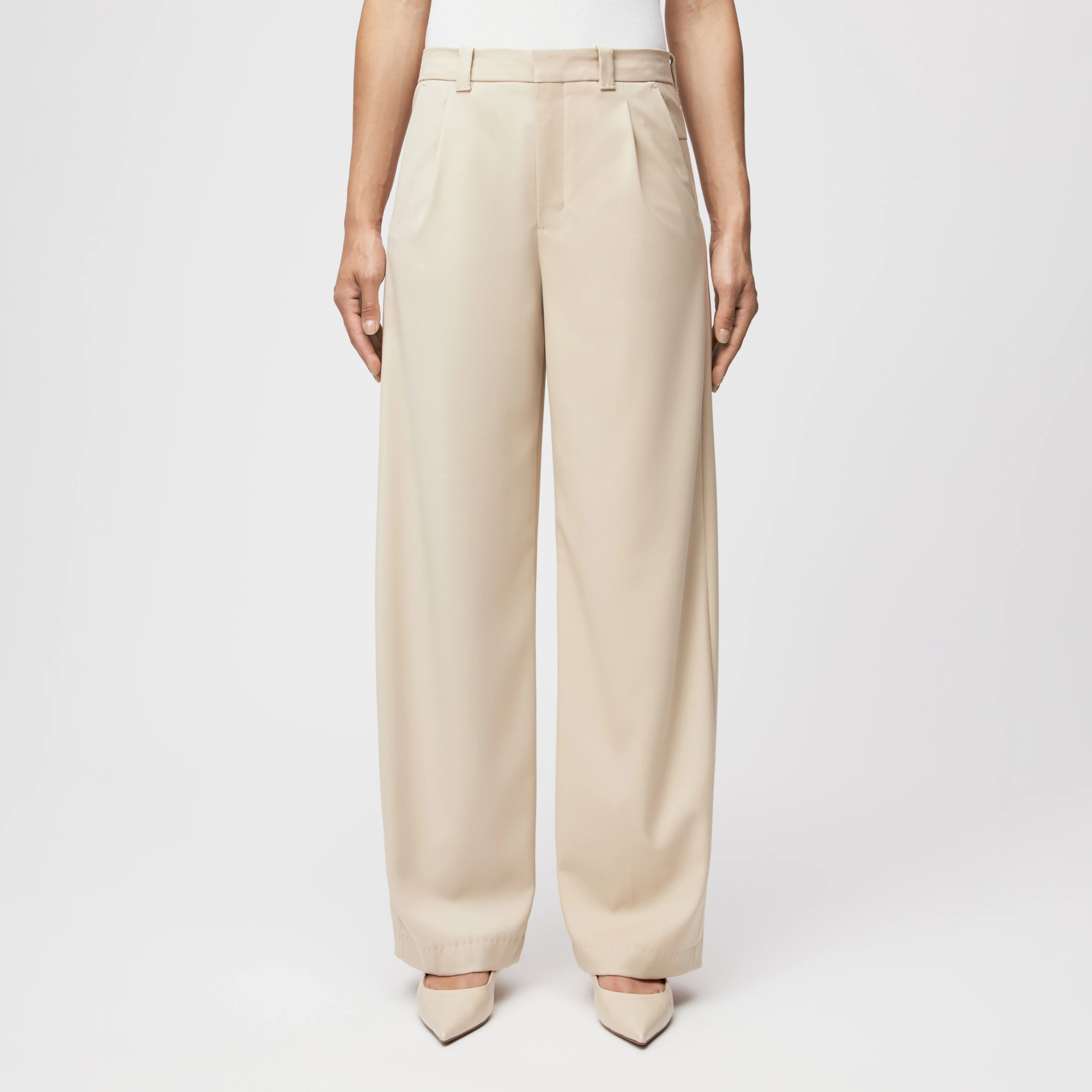 CRAWL - Bundfaltenhose in softem Flanell - Damen - beige - Frontansicht