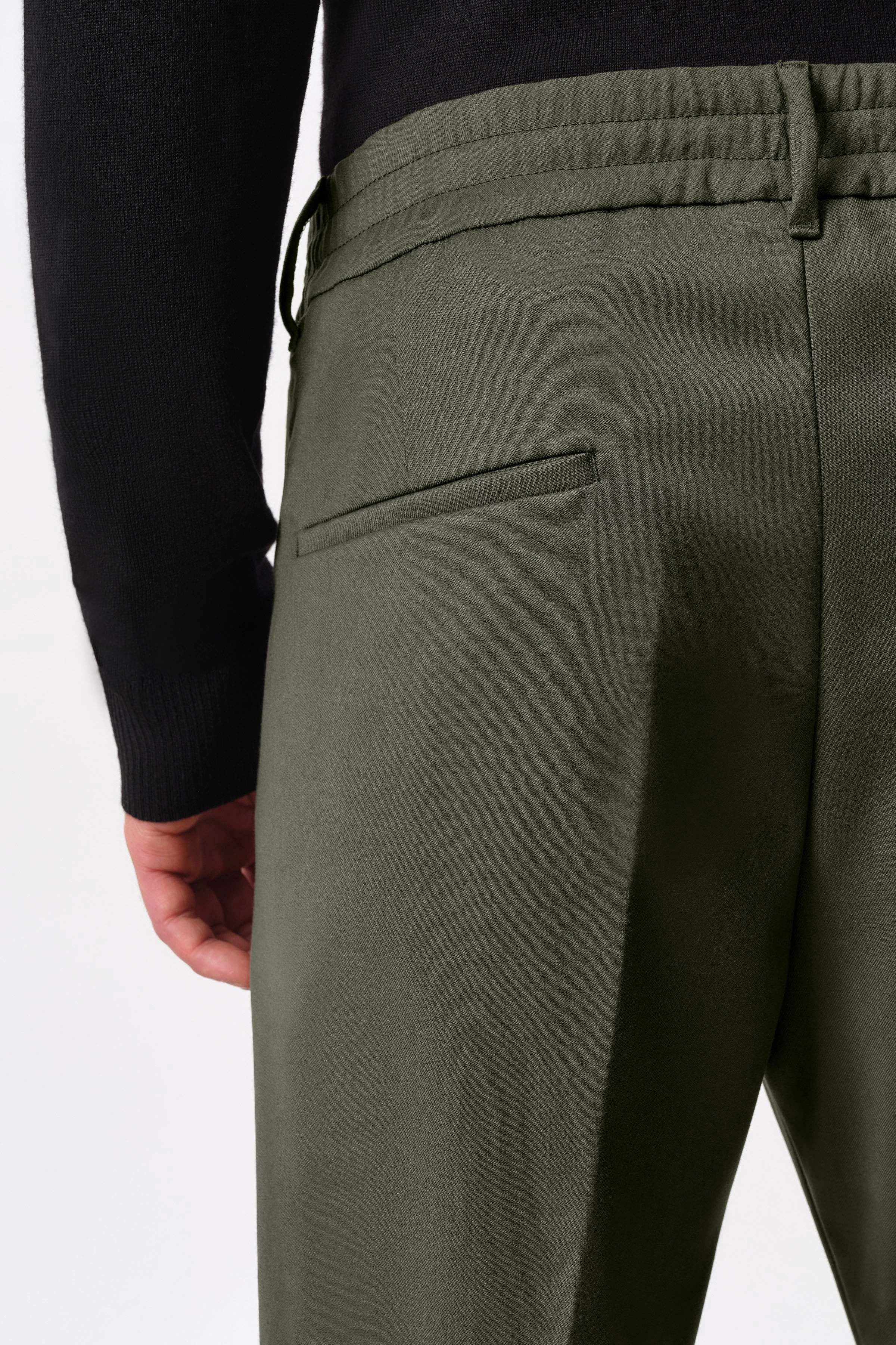 CHASY - pleated casual trousers in soft flannel - men - green - Seitenansicht