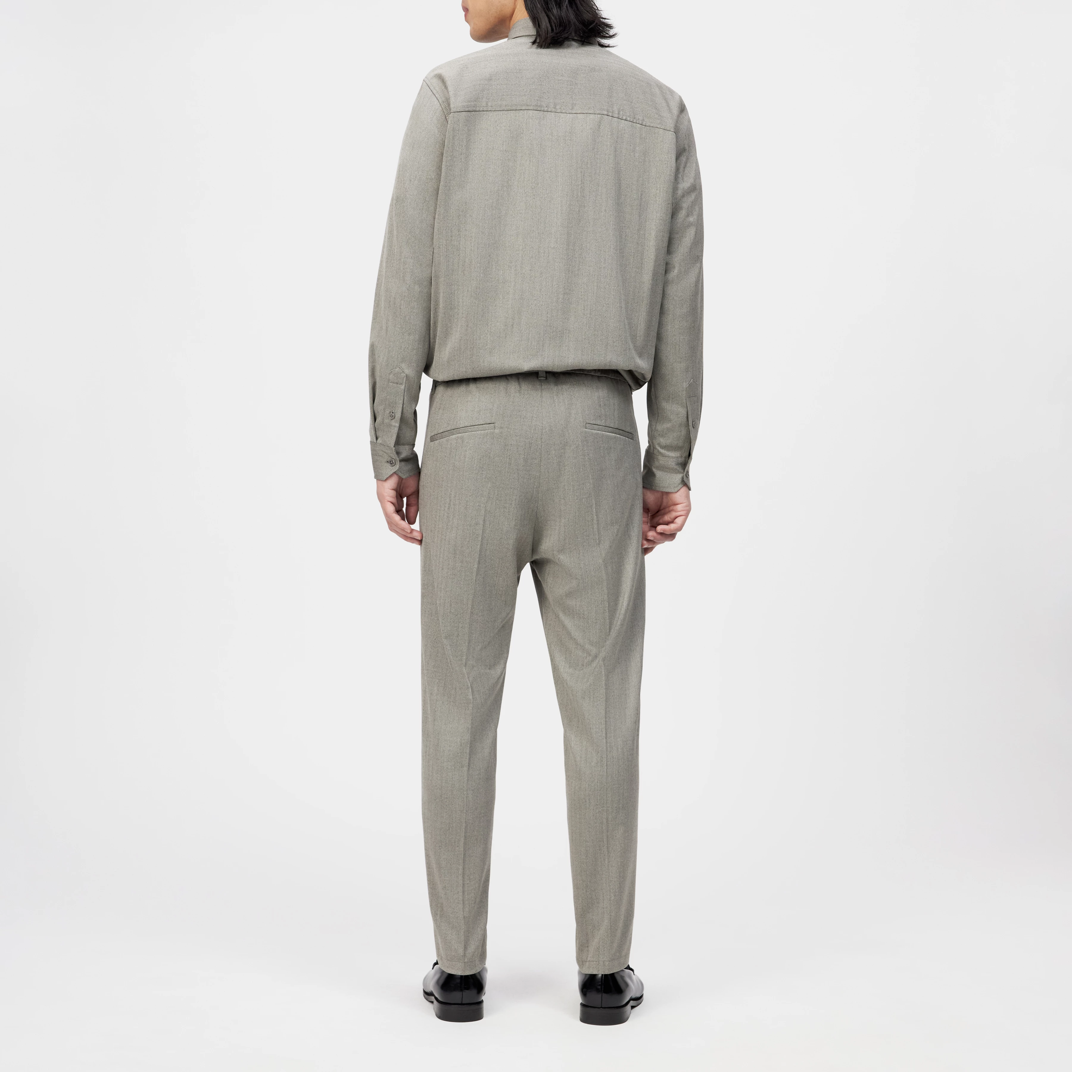 CHASY - Casual trousers with pleats in viscose-wool blend - men - brown - Rückansicht