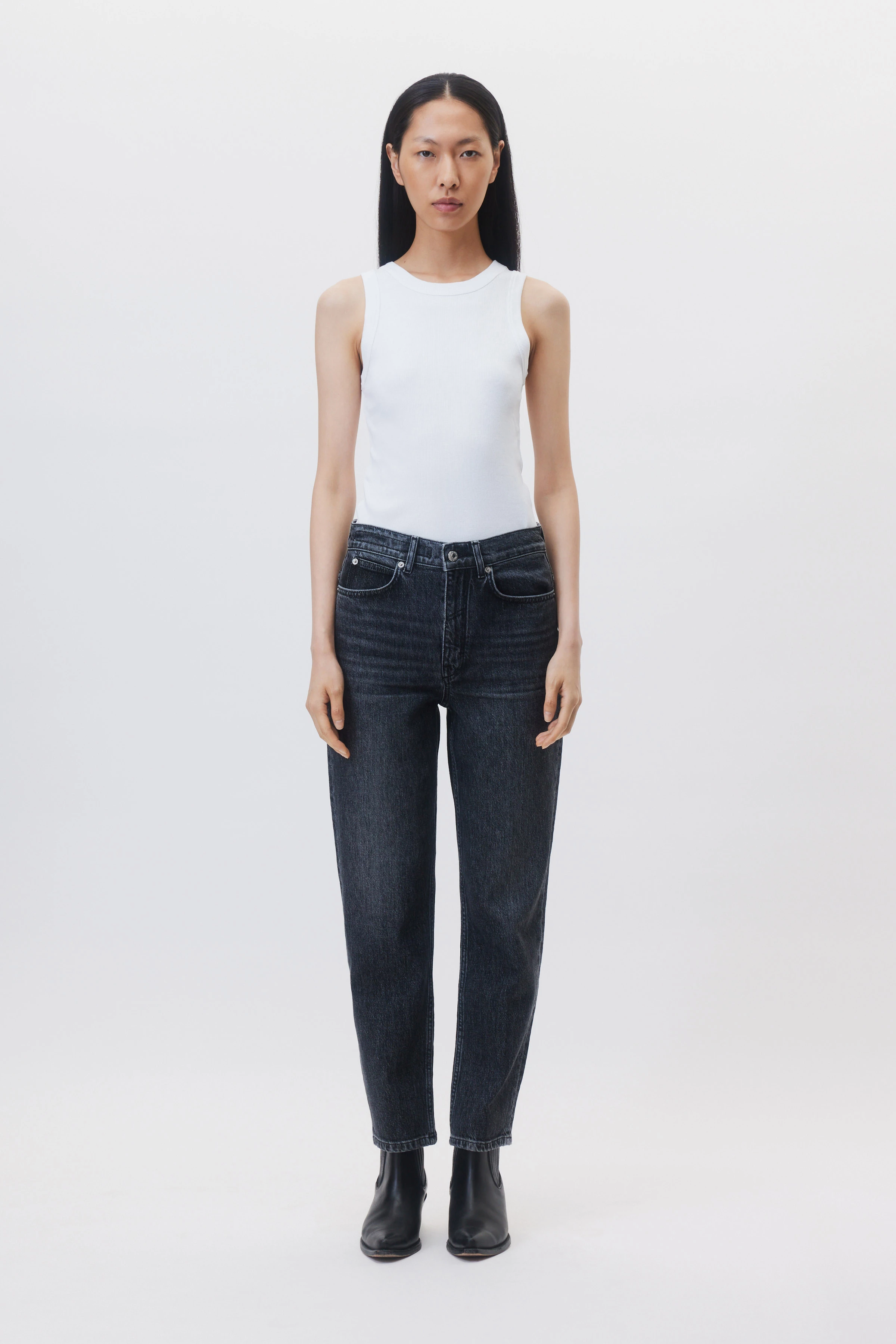 MOM_1 - Mom Jeans in Stretch-Denim - Damen - schwarz - Ganzkörper-Frontansicht