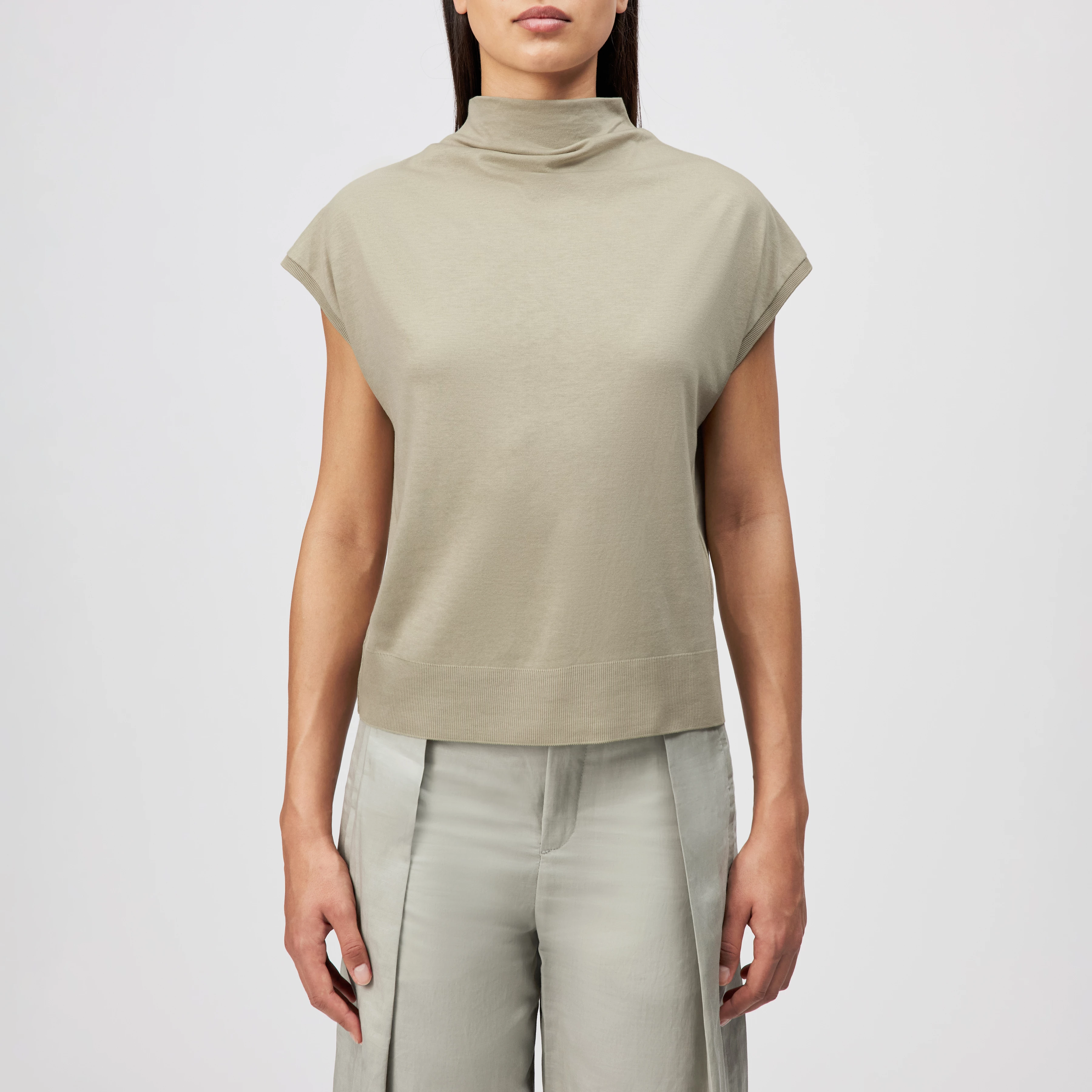 SOLEMNO - T-shirt with cowl neck in lyocell blend - women - beige - Frontansicht