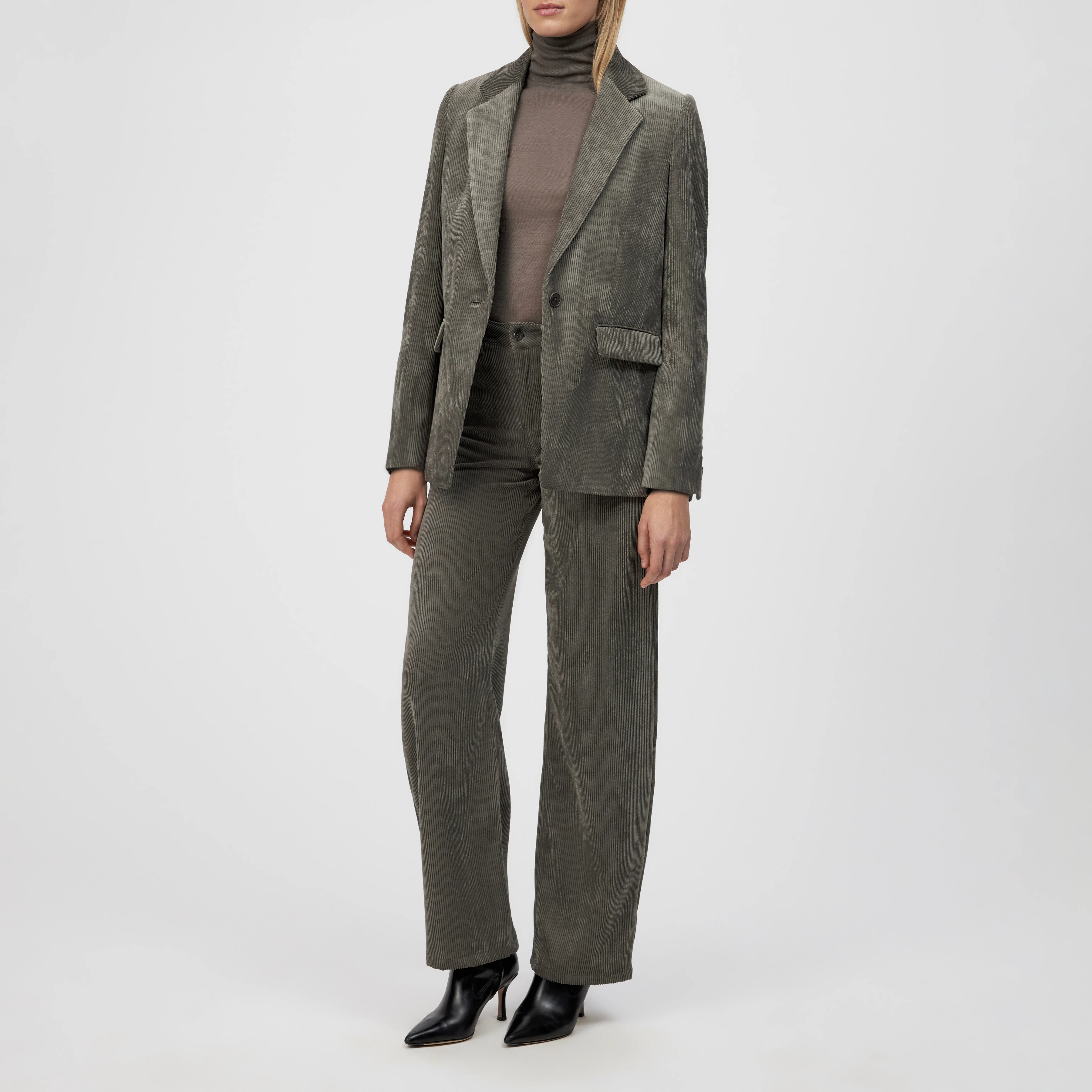 MEDLEY - Mid-rise jeans in corduroy - women - grey - Ganzkörper-Frontansicht