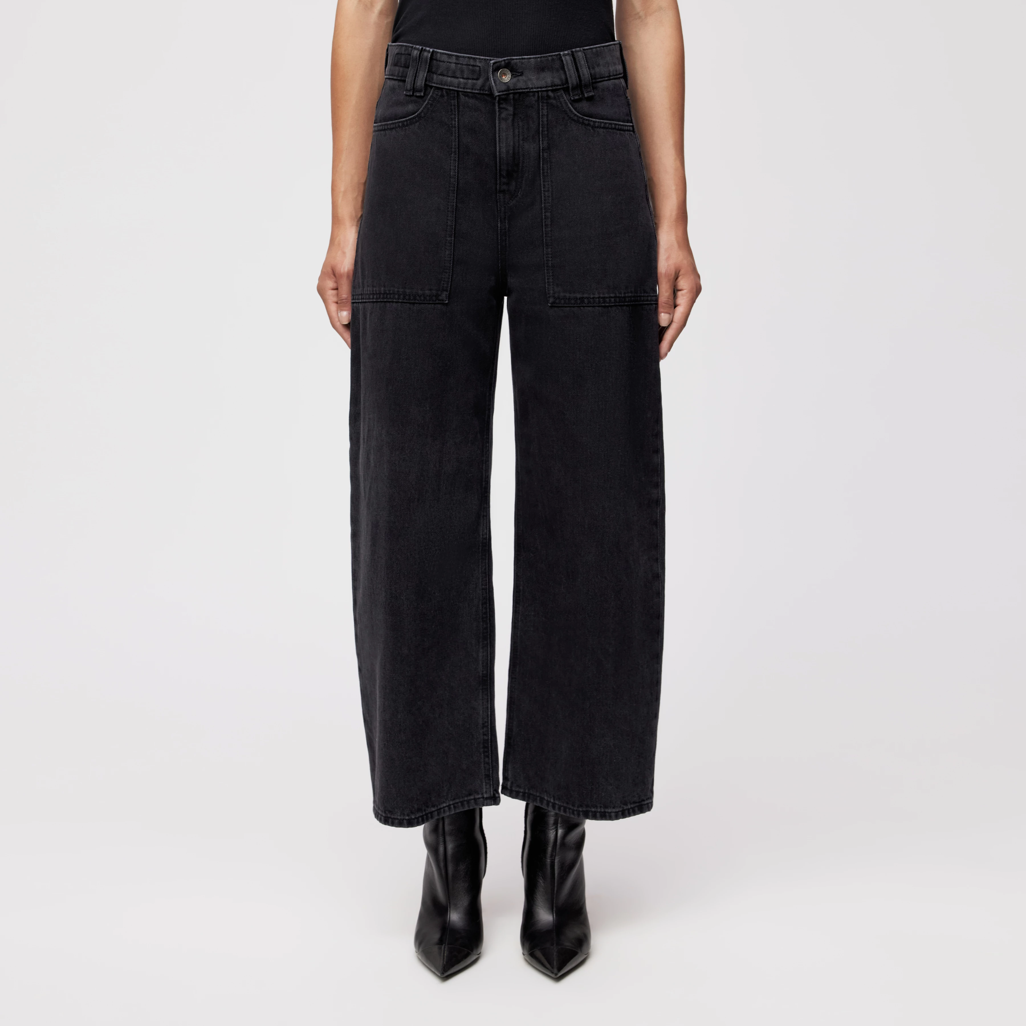 DERIVE - Mid-Waist Jeans in Black Denim - Damen - schwarz - Frontansicht