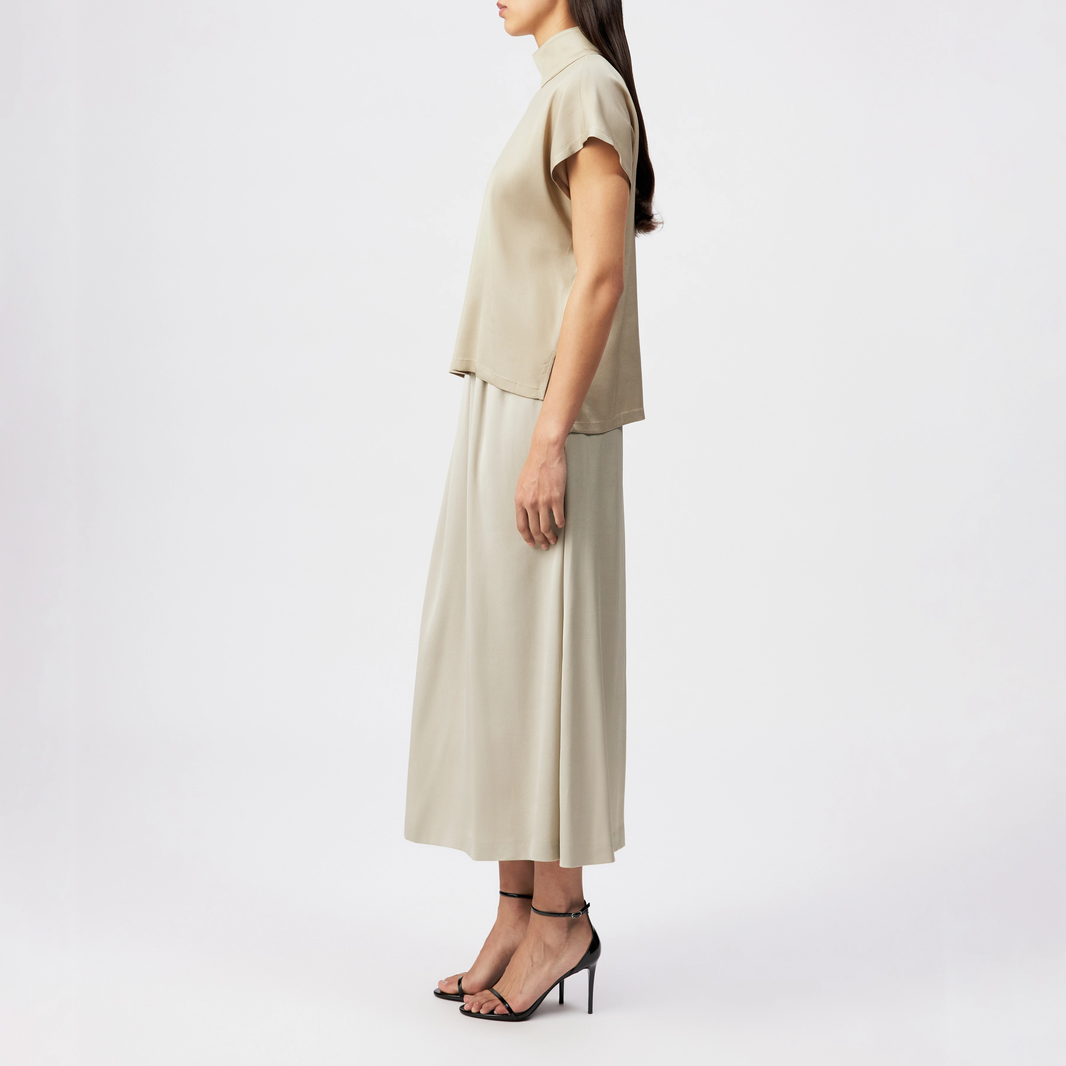 ALARIA_1 - Shirt blouse with stand-up collar in satin - women - beige - Seitenansicht