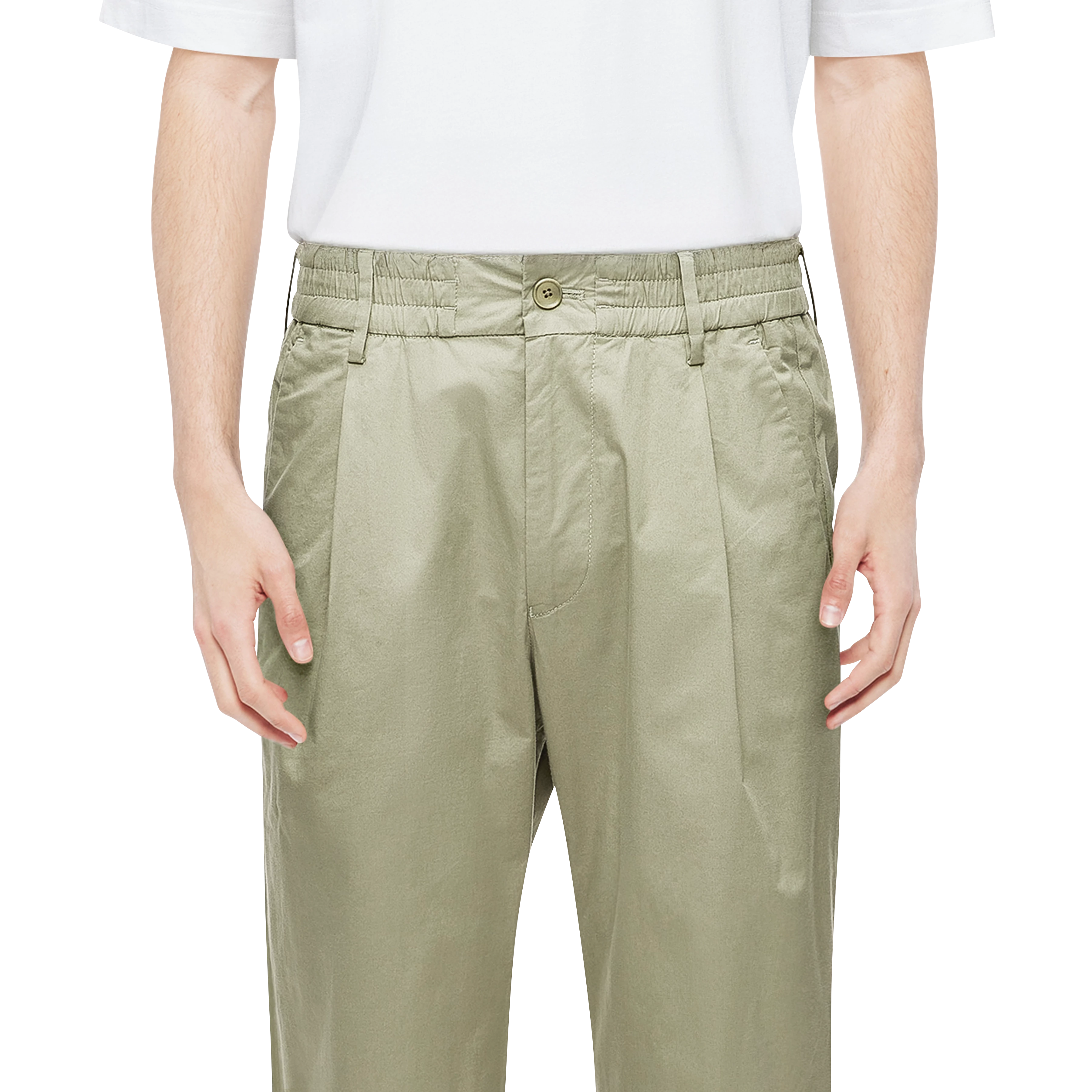 CHASY_RGLR - Casual broek met plooi in katoen gabardine - heren - groen - Detailansicht am Model