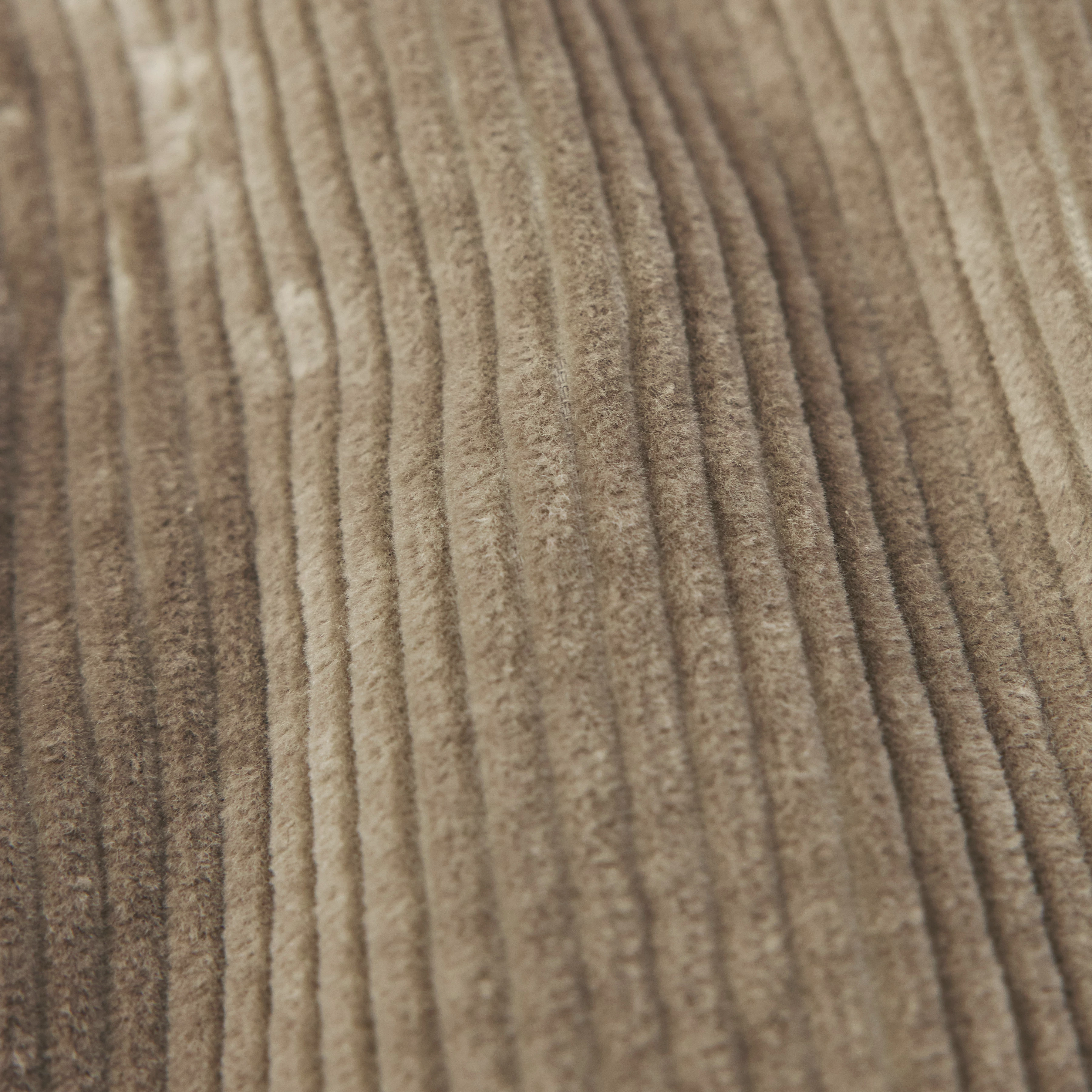 TAVIC - Modern chinos in wide cotton corduroy - men - beige - Materialbild (B2C)