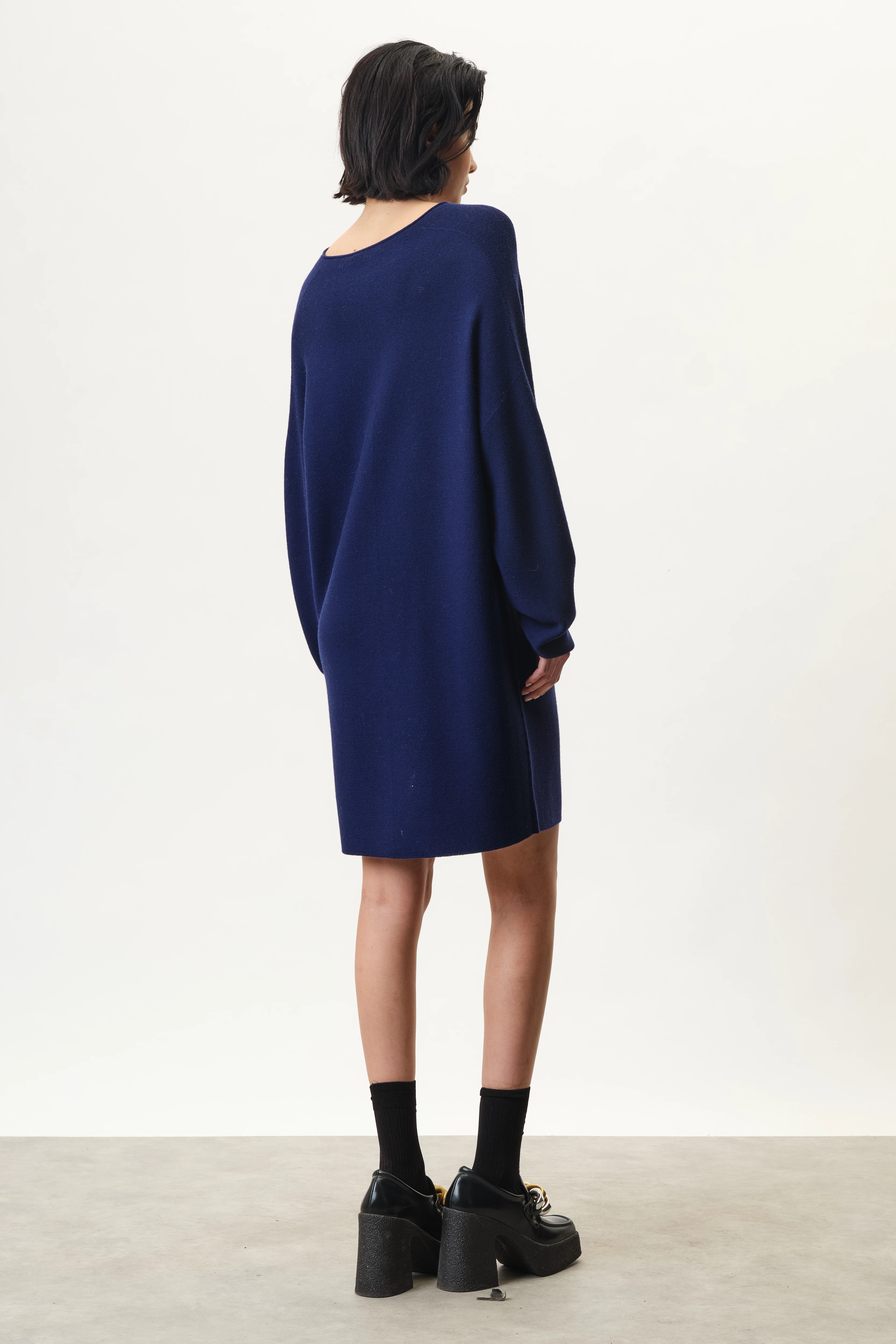 KADYRA - Minikleid mit Langarm in Merinowolle - Damen - blau - Rückansicht