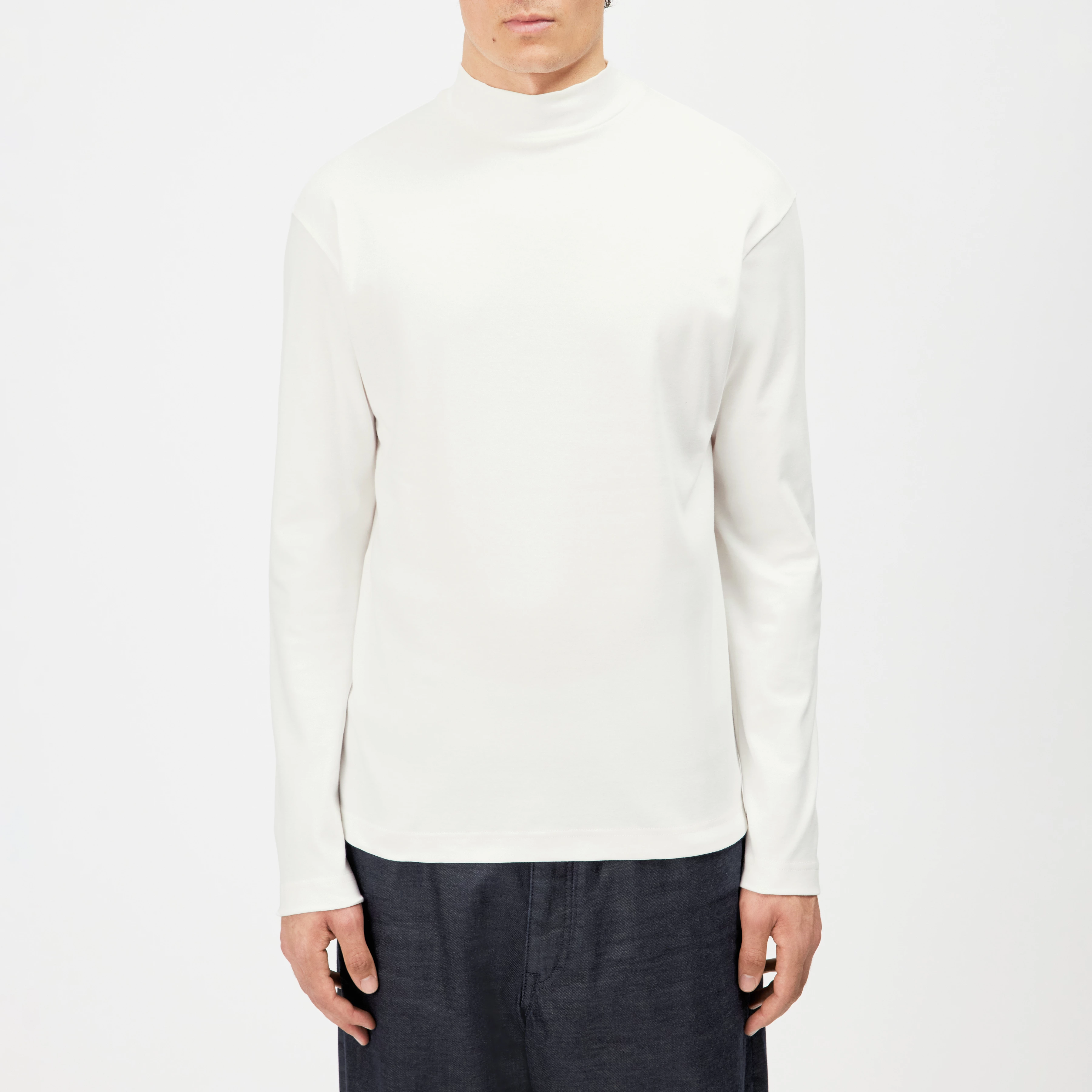 MORITZO - Long-sleeved top with stand-up collar in stretch cotton - men - off white - Frontansicht