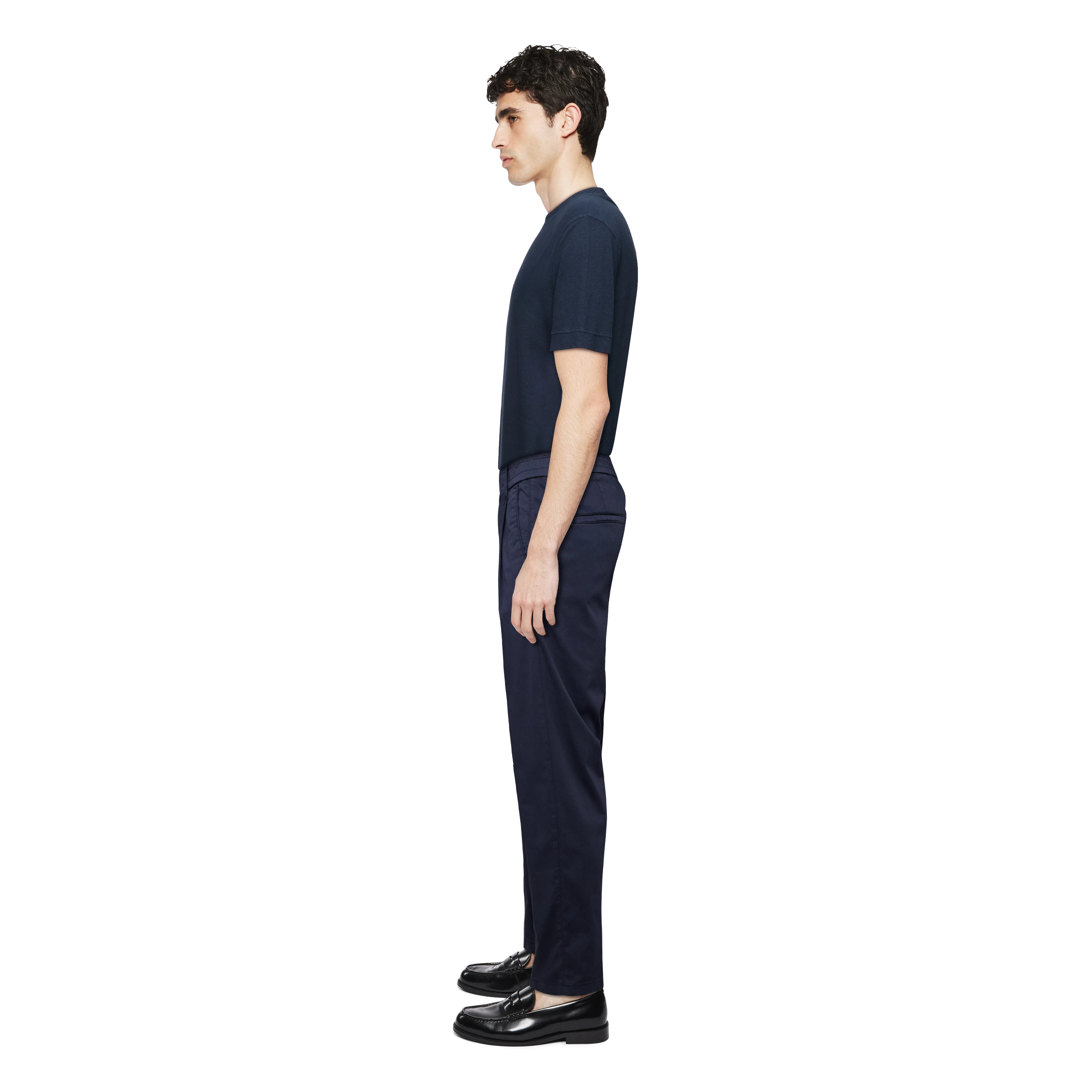 CHASY - Casual trousers with pleats in satin - men - blue - Seitenansicht