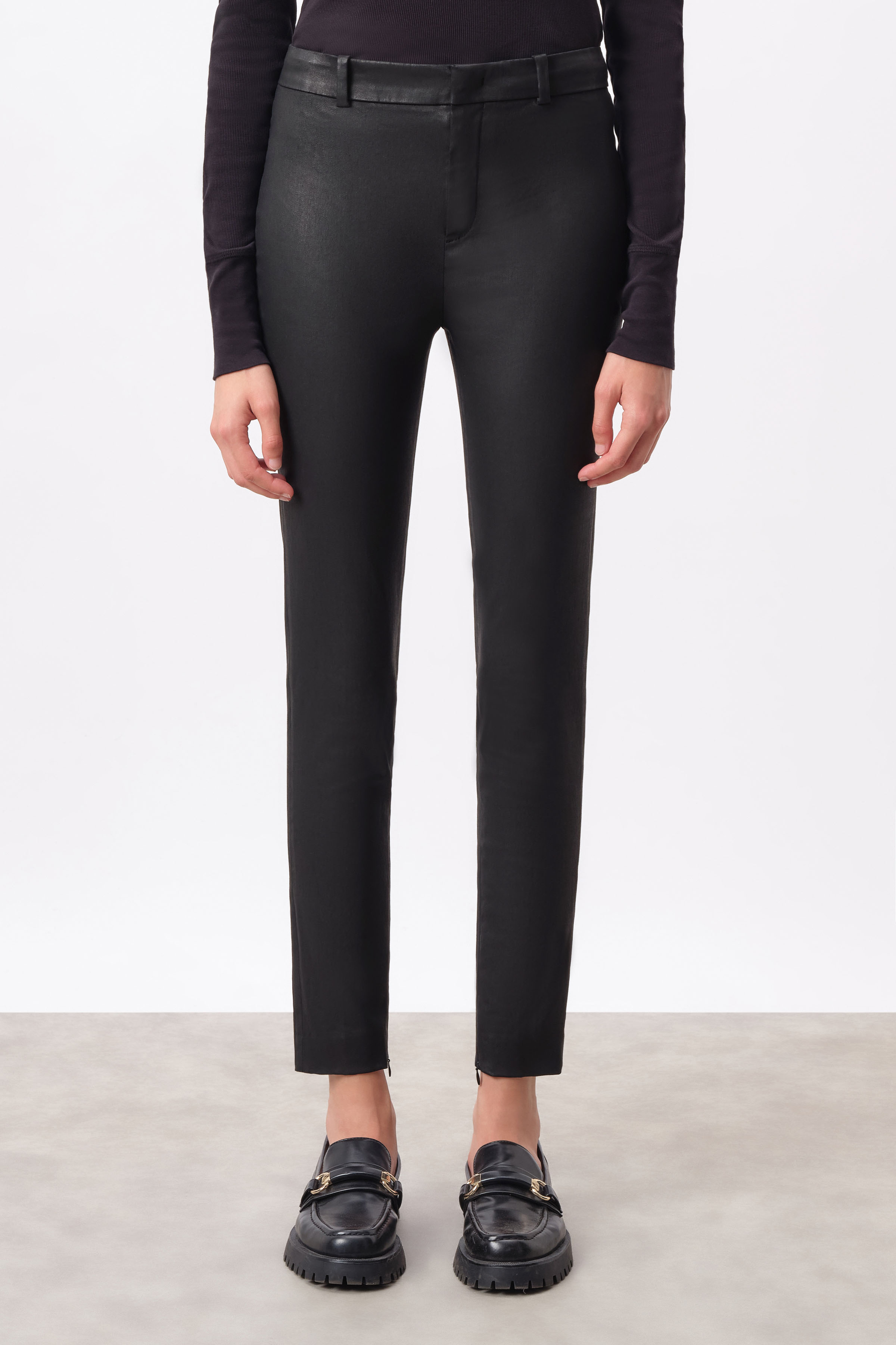 Trousers online at DRYKORN