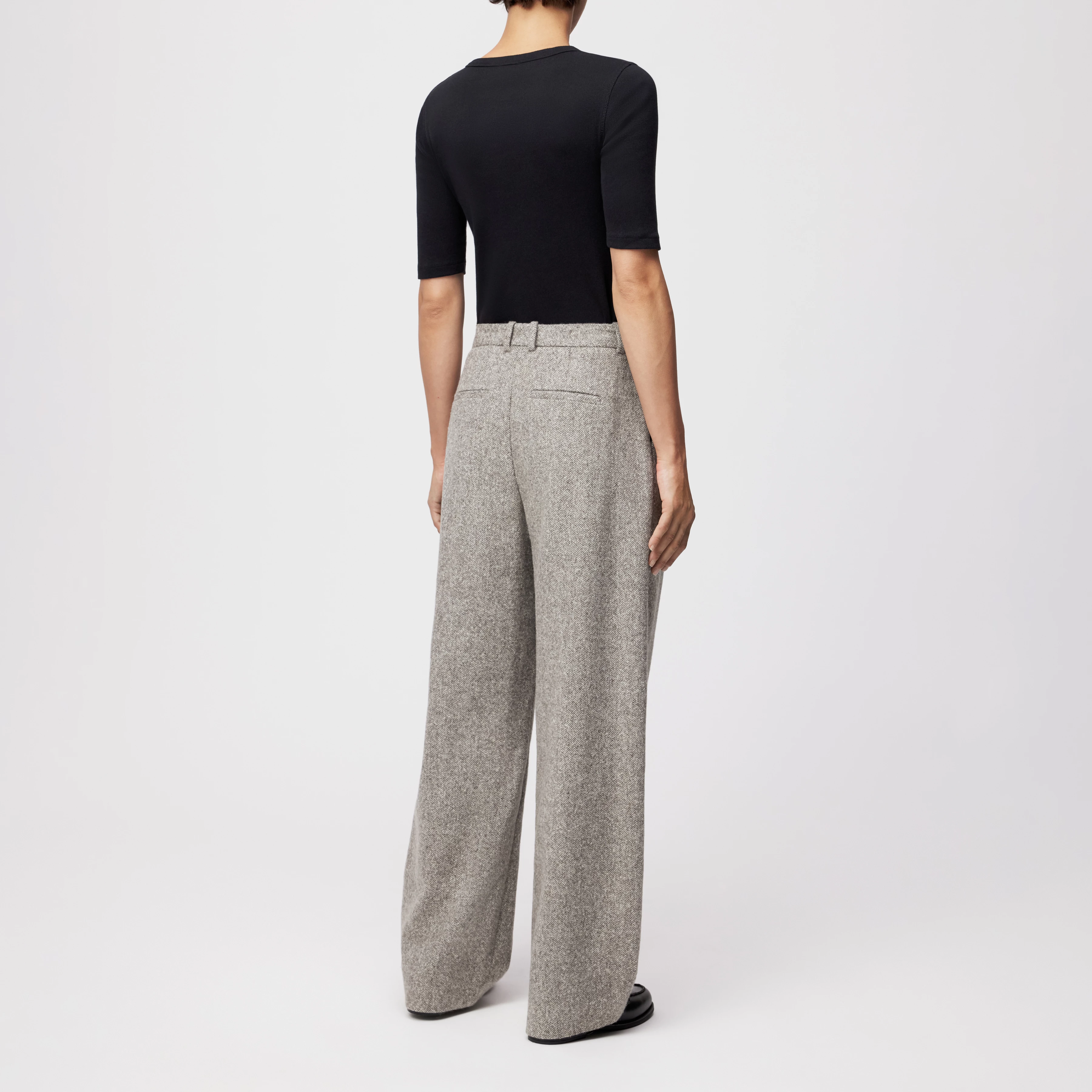 INK - Lässige Bundfaltenhose in Woll-Mix mit Struktur - Damen - braun - Rückansicht