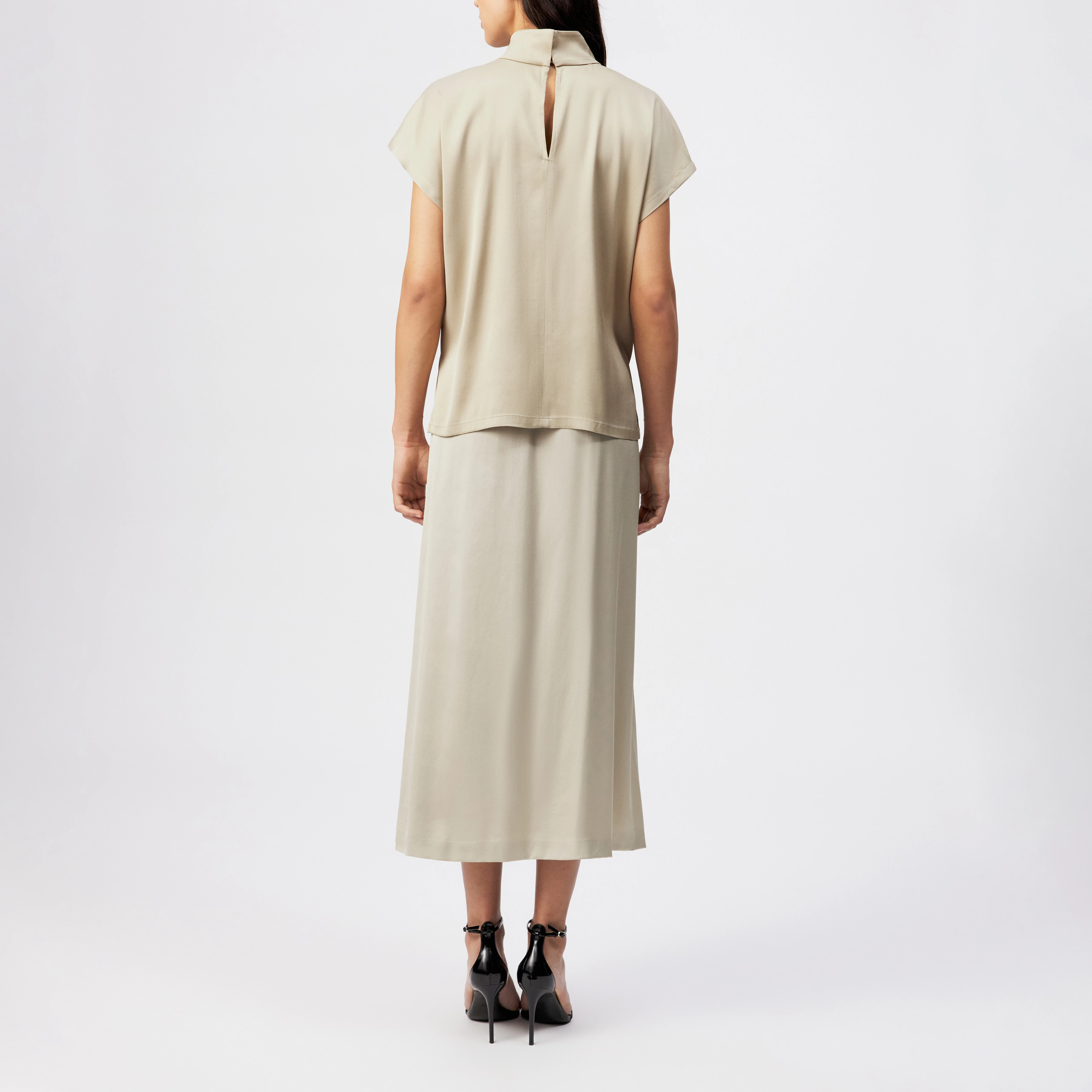 ALARIA_1 - Shirt blouse with stand-up collar in satin - women - beige - Rückansicht