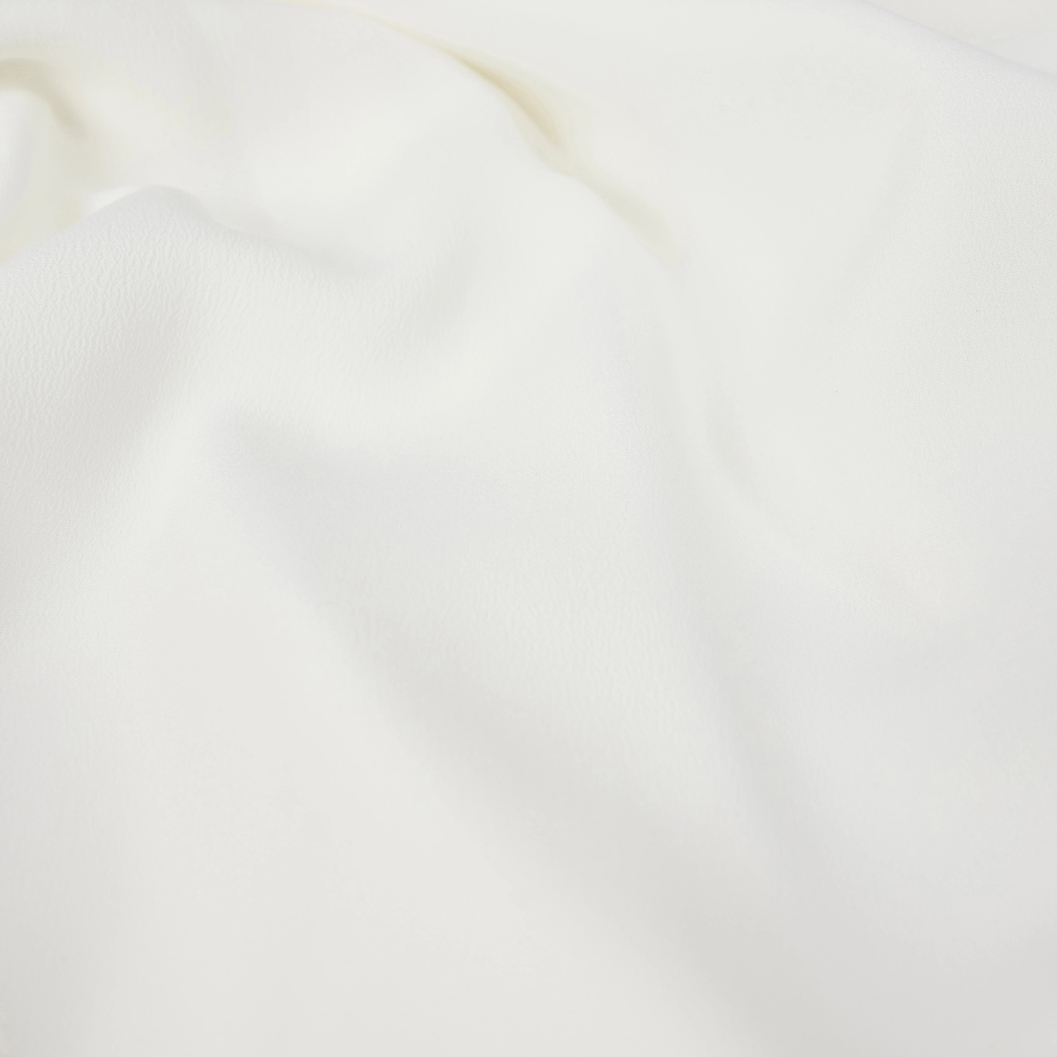 CLOELIA - Klassische Hemdbluse in Seiden-Mix - Damen - off white - Materialbild (B2C)