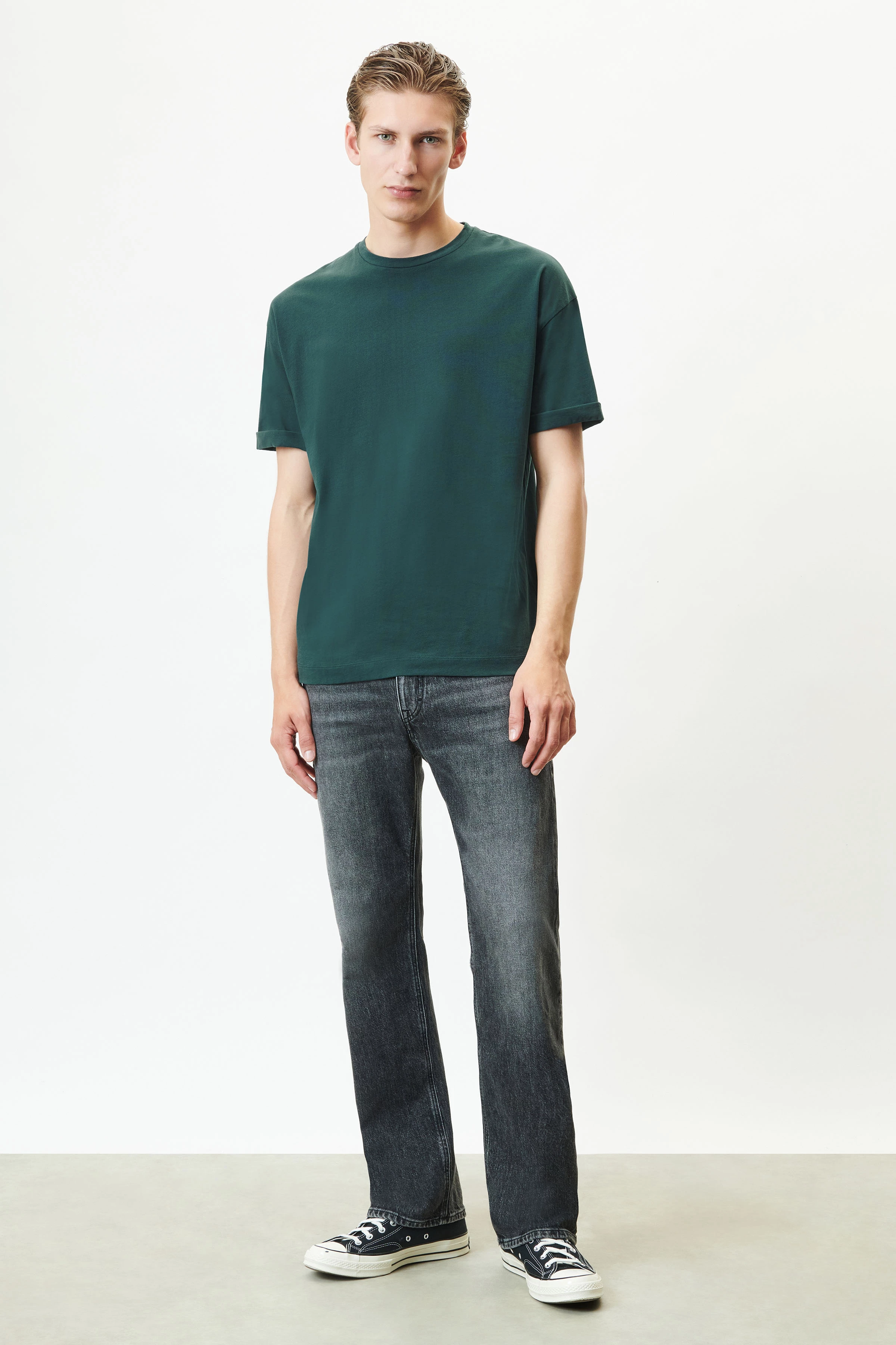 THILO - relaxed fit cotton T-Shirt - men - green - Ganzkörper-Frontansicht