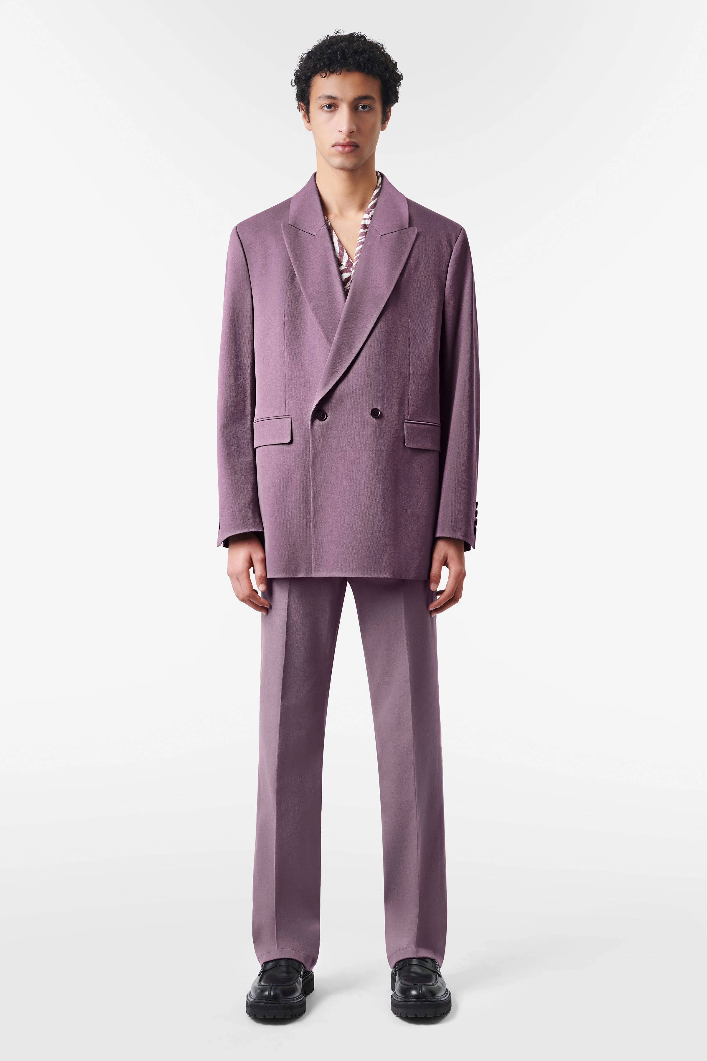 LOGEN - double-breasted jacket with pointed collar in cotton blend - men - purple - Ganzkörper-Frontansicht