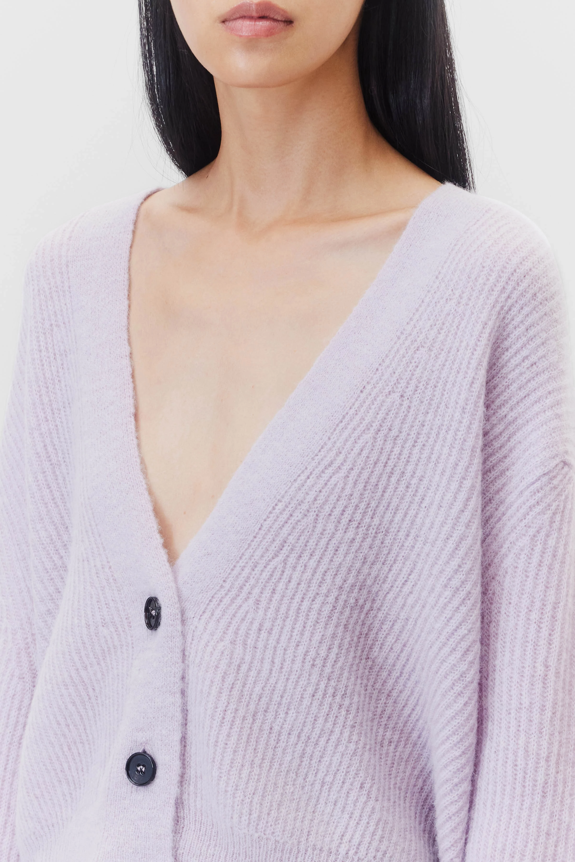 SONTJE - Strickjacke in Alpaka-Woll-Mix - Damen - lila - Seitenansicht