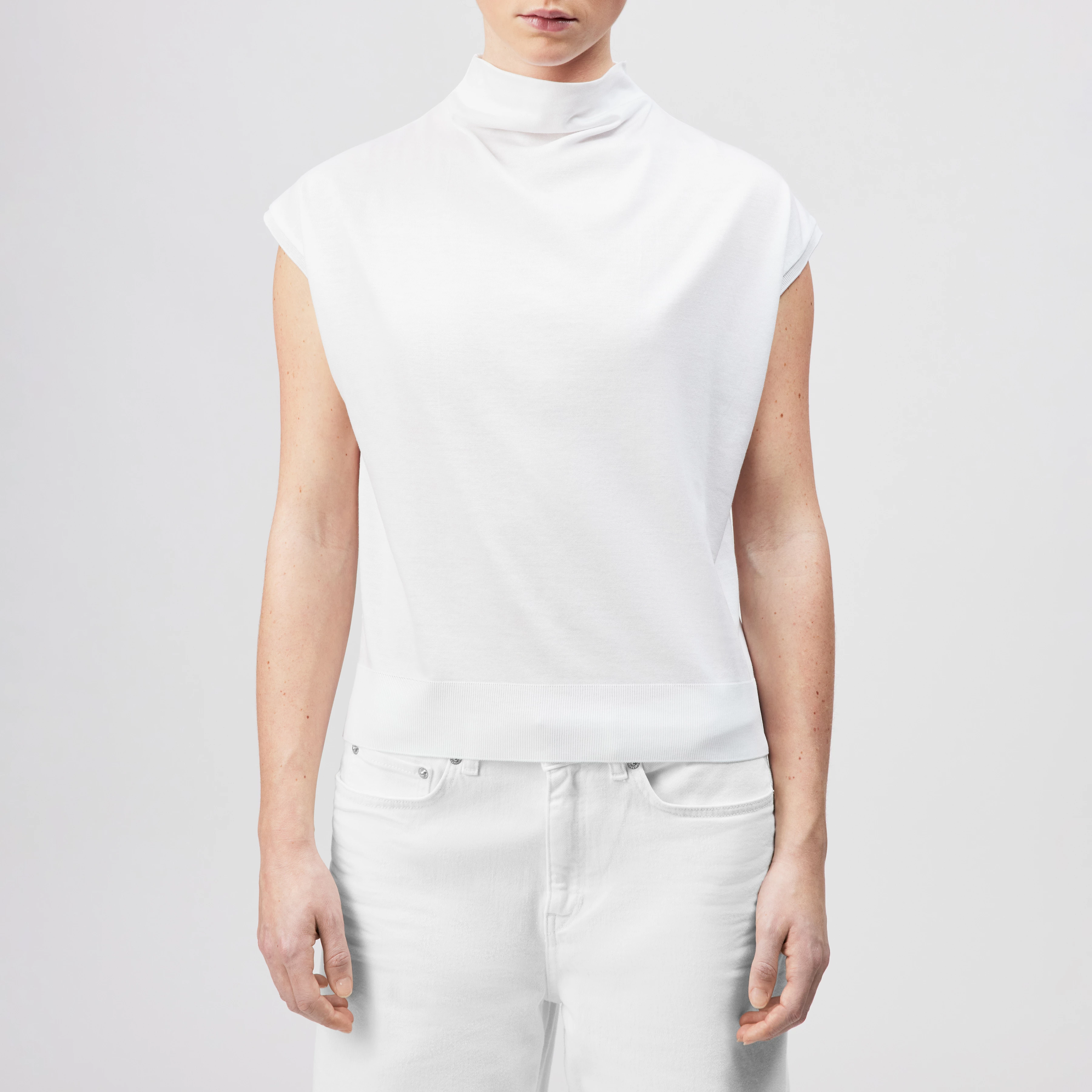 SOLEMNO - T-shirt with cowl neck in lyocell blend - women - white - Frontansicht