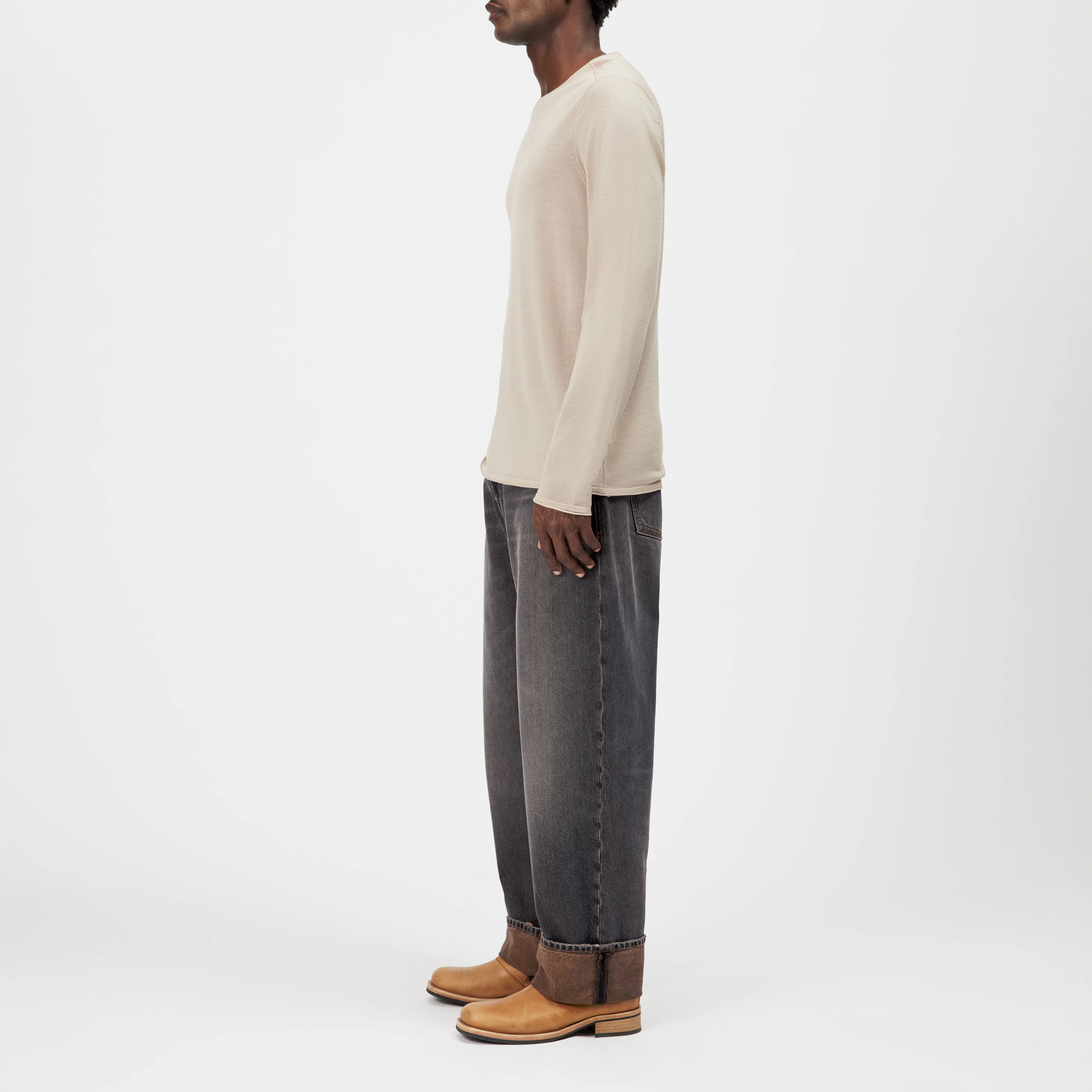RIKONO - Fine merino wool knitted jumper - men - beige - Seitenansicht