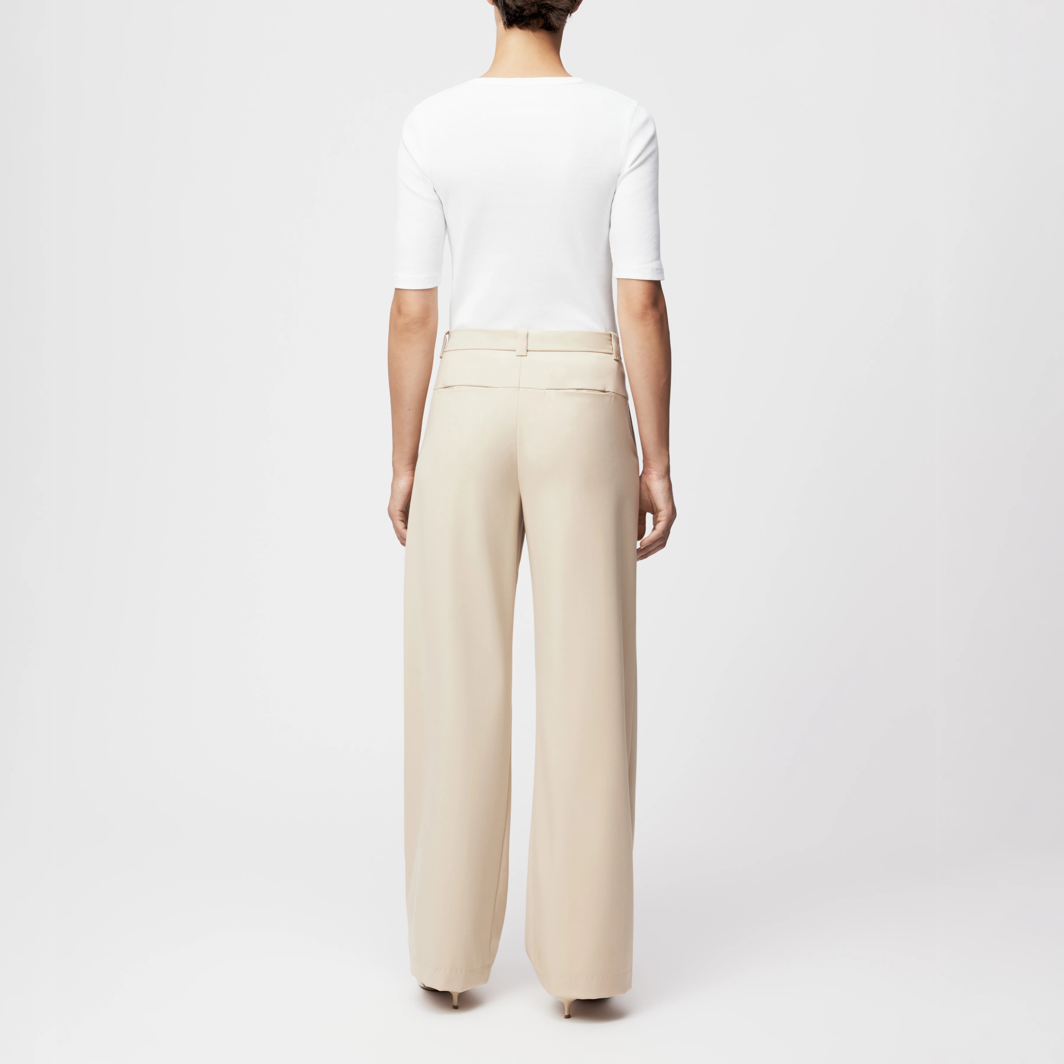 CRAWL - Bundfaltenhose in softem Flanell - Damen - beige - Rückansicht