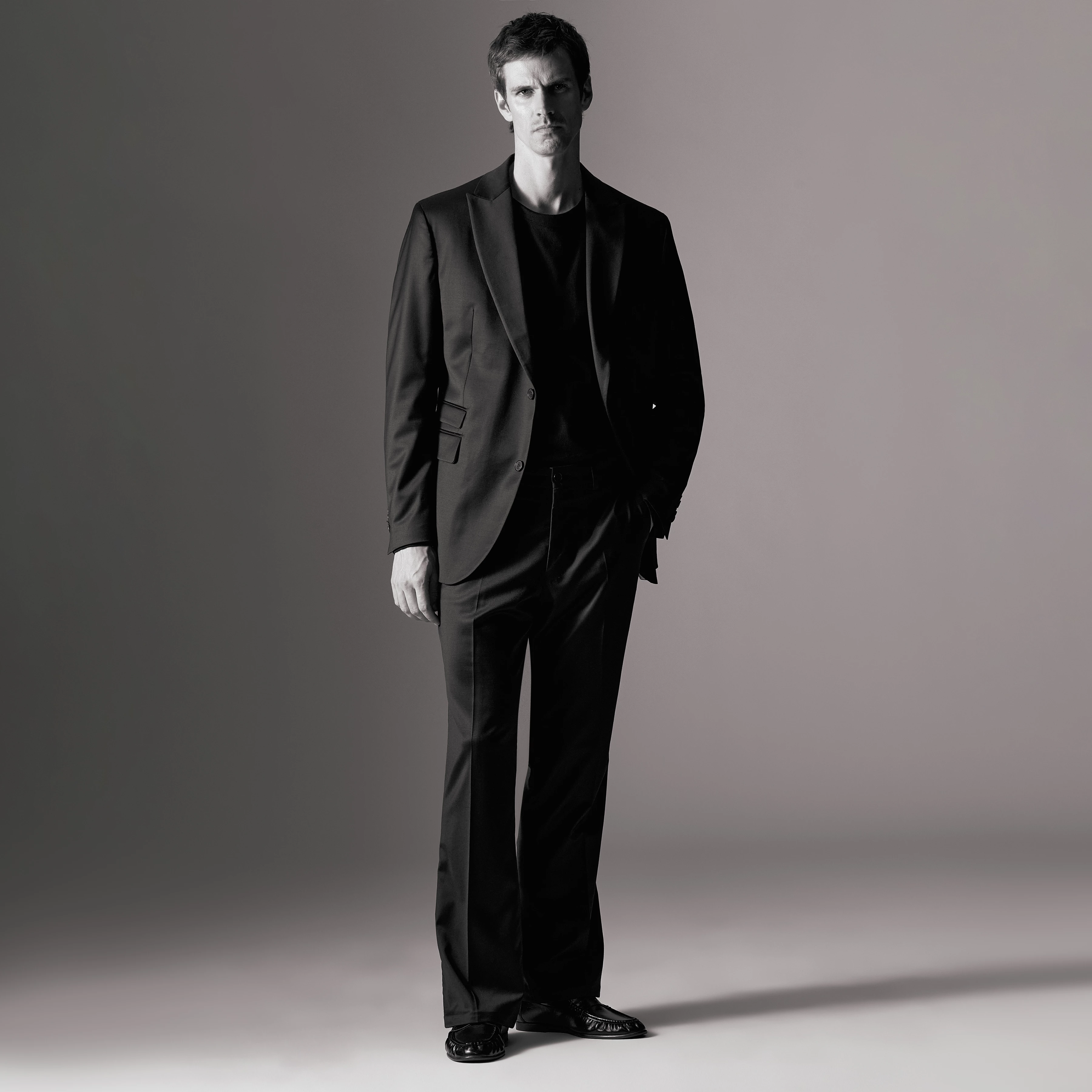 DRYHARDY - Bootcut trousers in a premium wool blend - men - black - Ganzkörper-Frontansicht