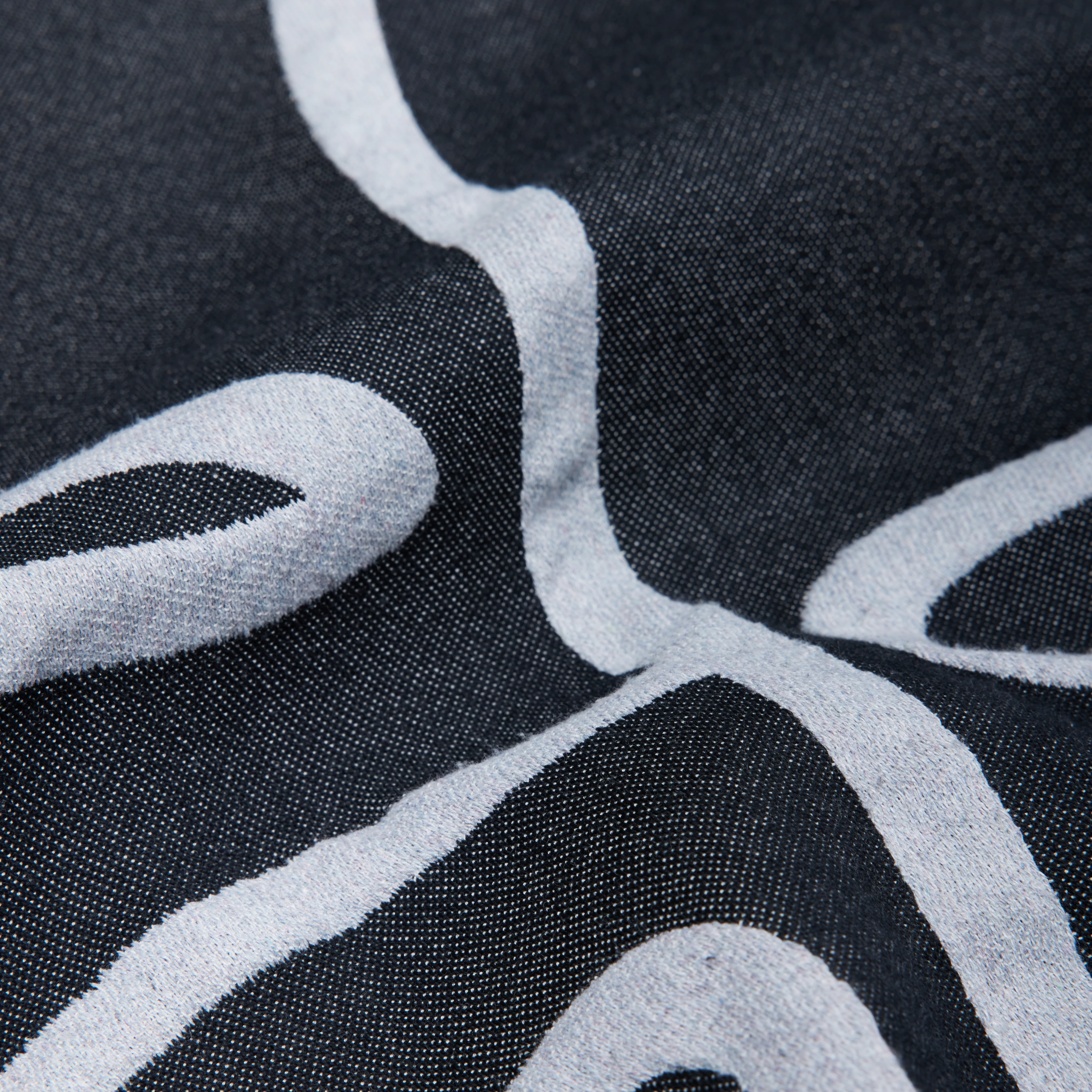 TURNILA - Strand- und Picknickdecke in recyceltem Garn - Unisex - schwarz - Freisteller Platzhalter