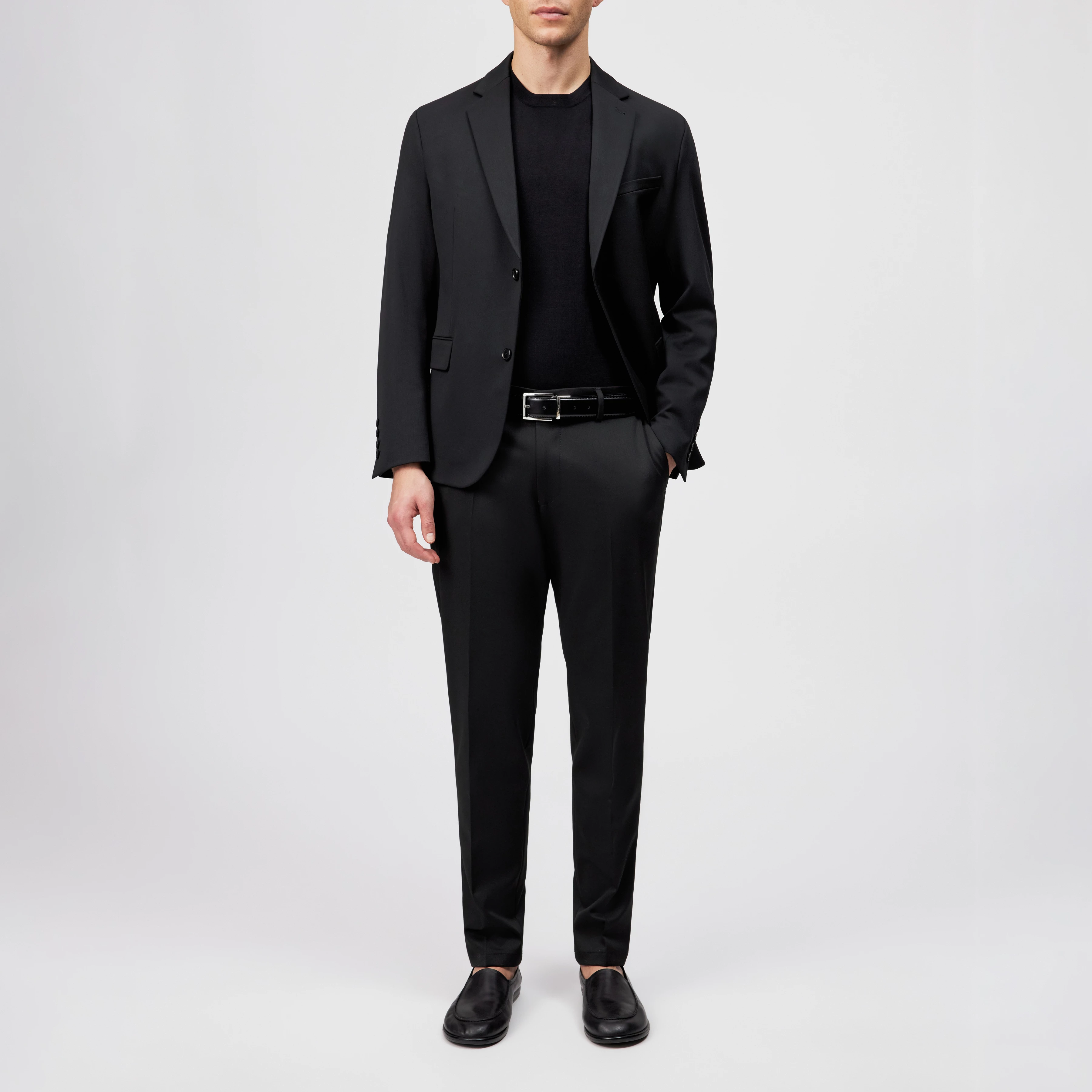 AJEND - Tailored trousers in viscose blend - men - black - Ganzkörper-Frontansicht
