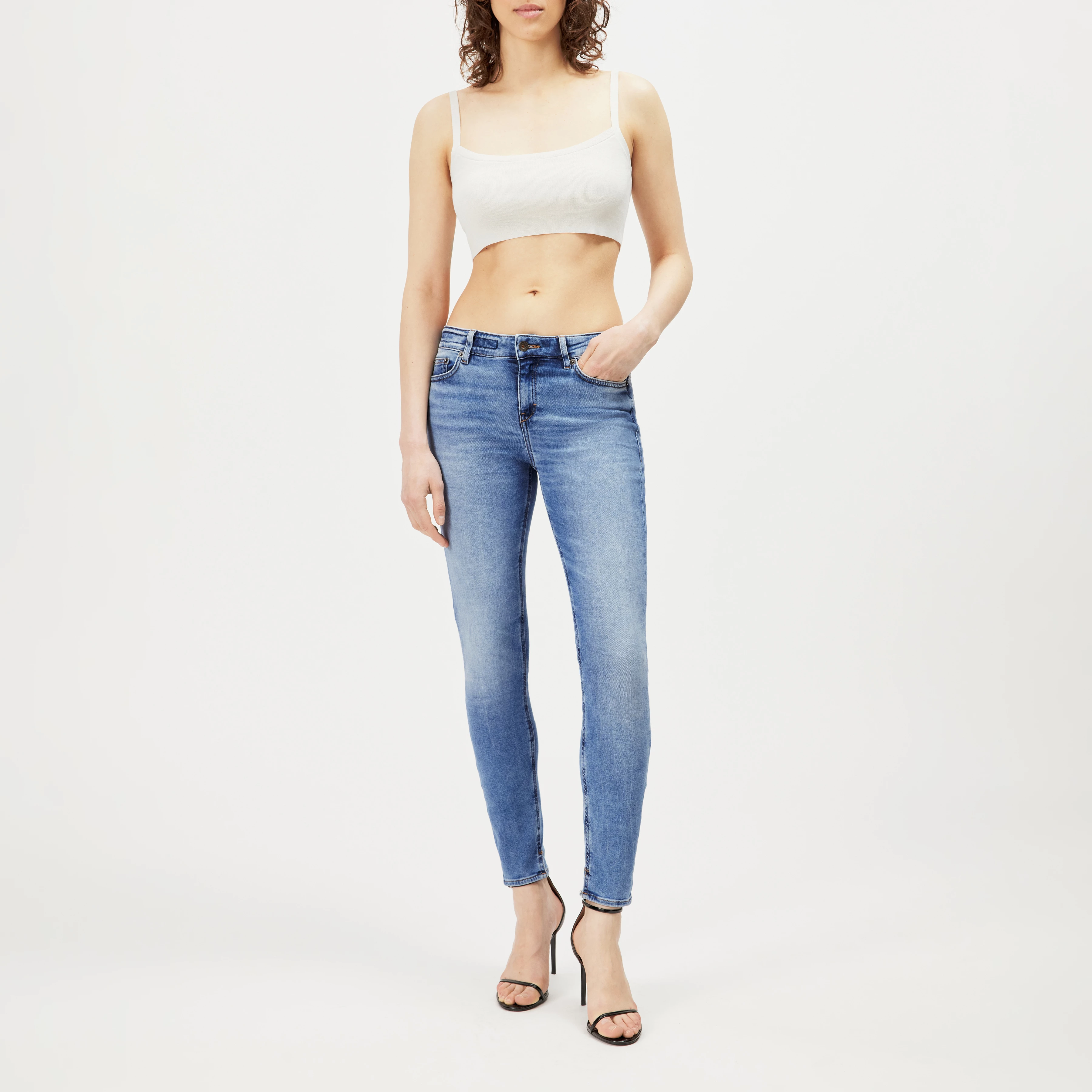 NEED - Low-waist skinny jeans in cotton-lyocell blend - women - blue - Ganzkörper-Frontansicht