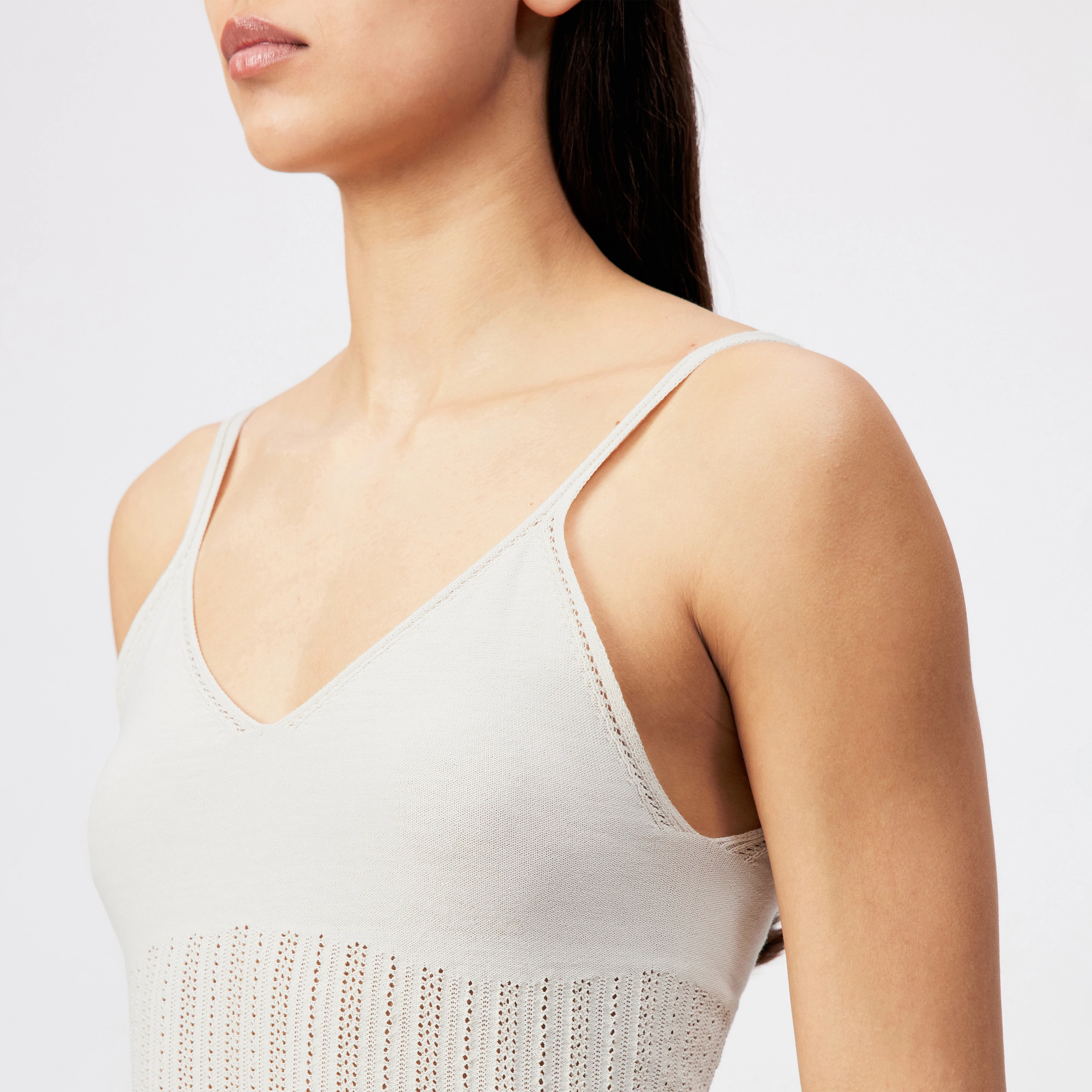 FRANCYANE_2 - Stricktop in reiner Baumwolle - Damen - off white - Detailansicht am Model