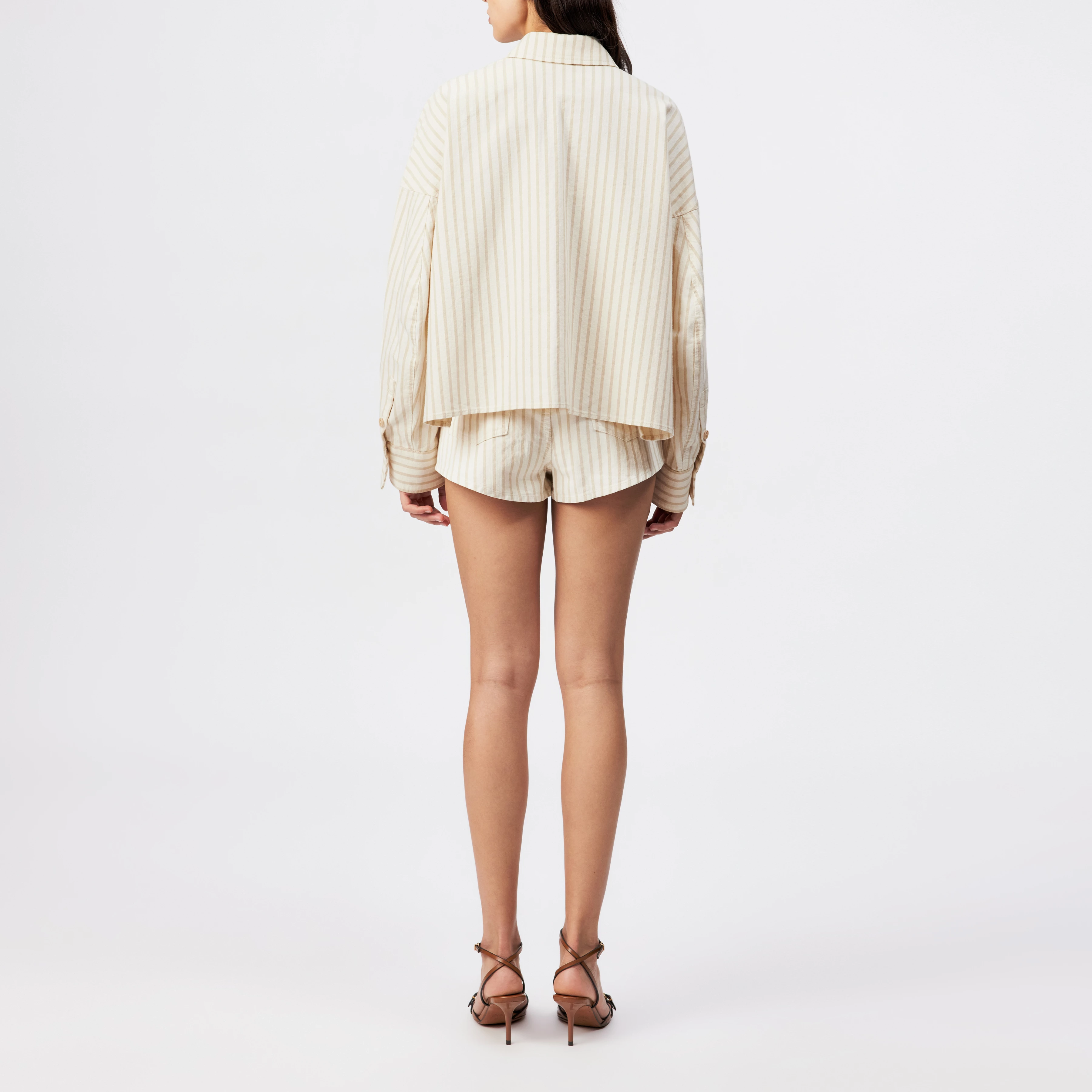 OSHIA - Oversized striped cotton shirt - women - beige - Rückansicht