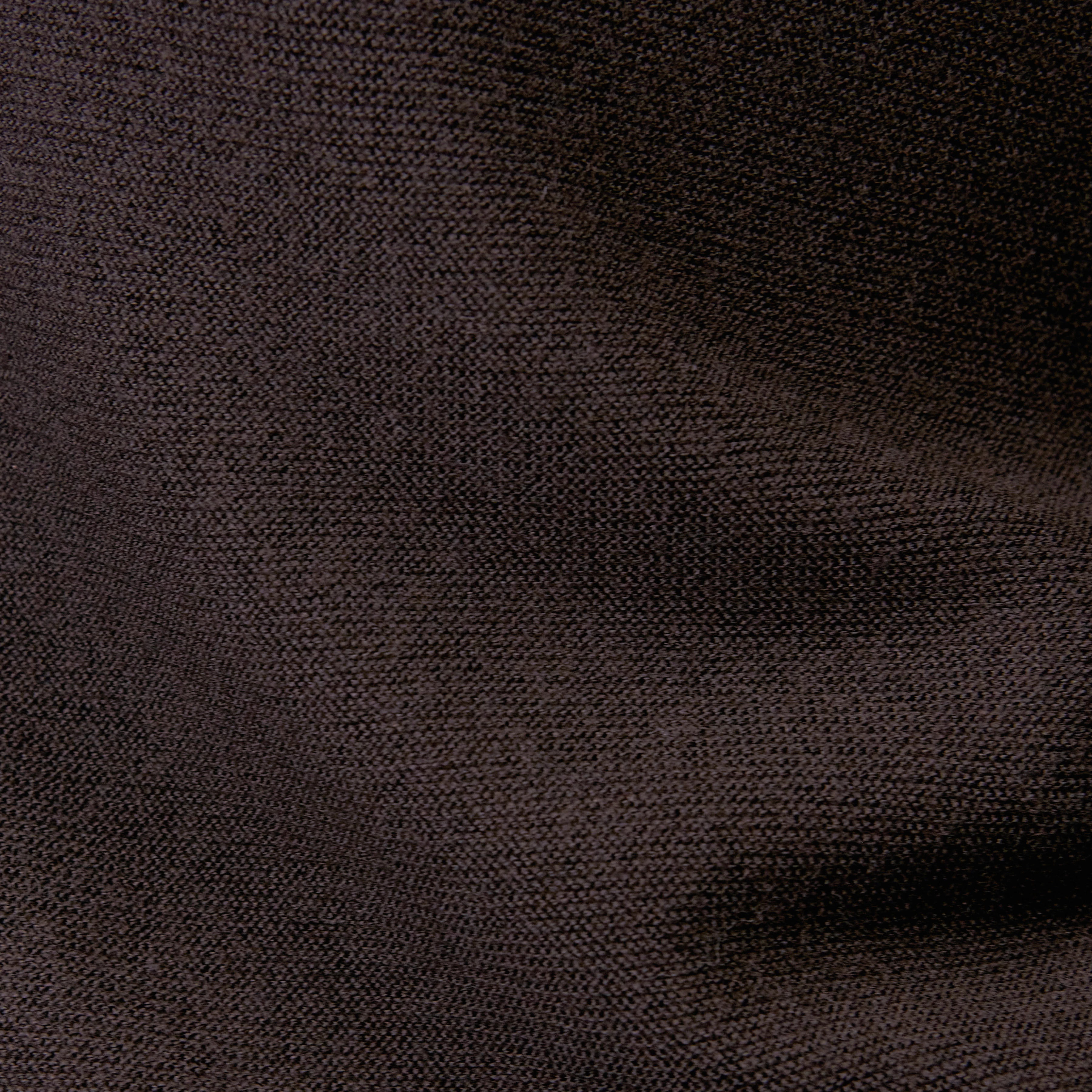 LIORA - Egg-shape turtleneck jumper in 100% merino wool - women - brown - Materialbild (B2C)