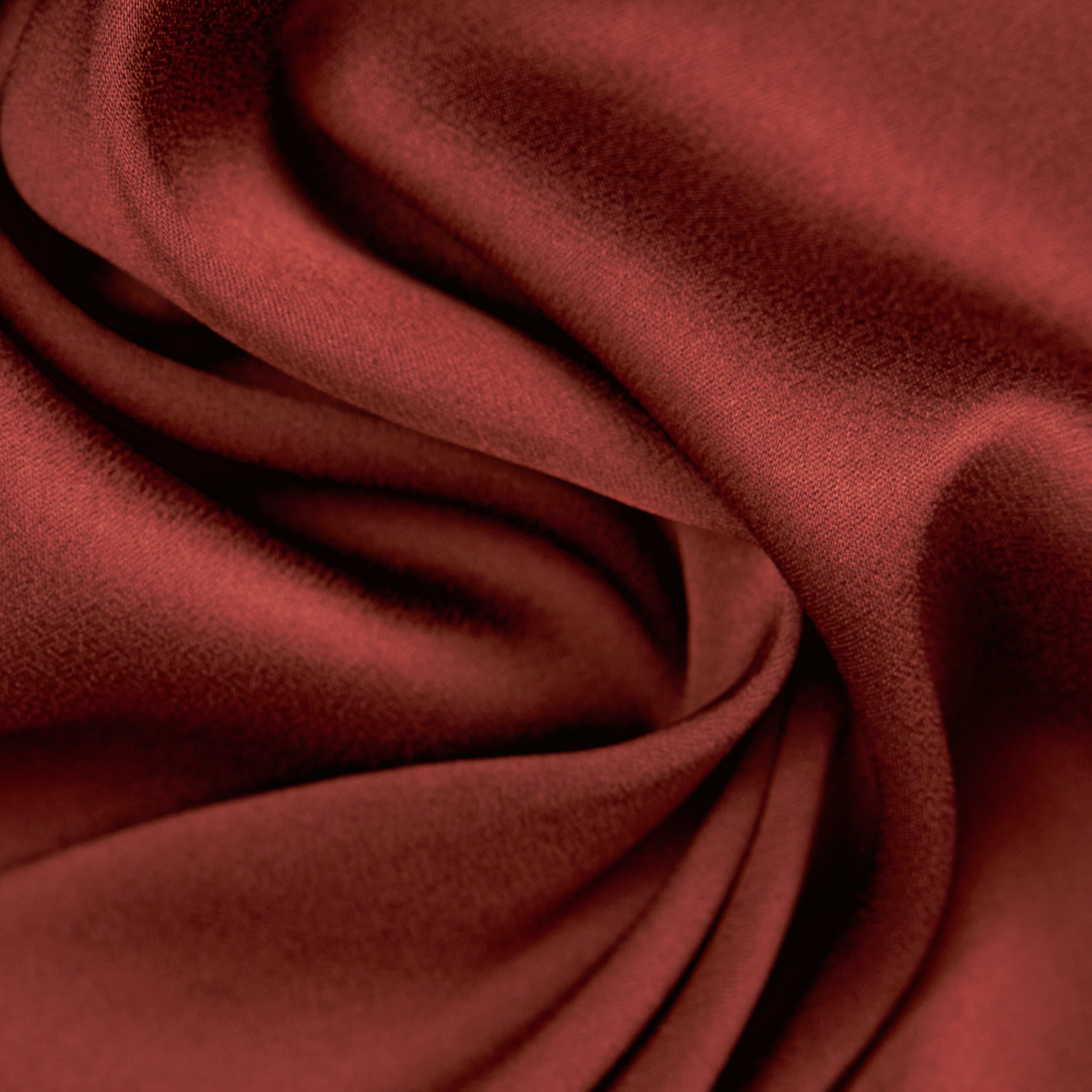 AMABEL - Satin maxi dress with stand-up collar - women - red - Materialbild (B2C)