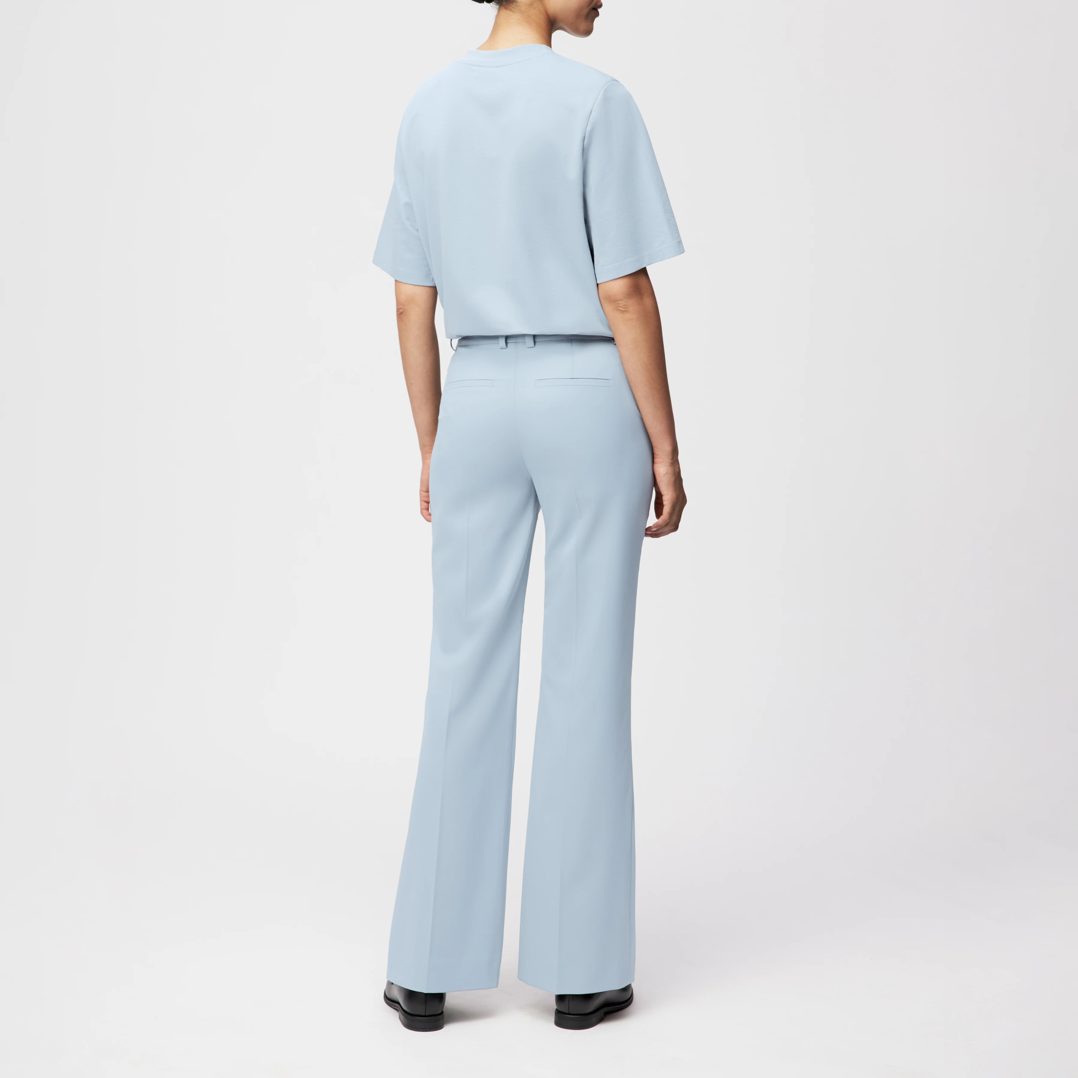 ARGUE - Hose mit Flared Leg in Twill - Damen - blau - Rückansicht