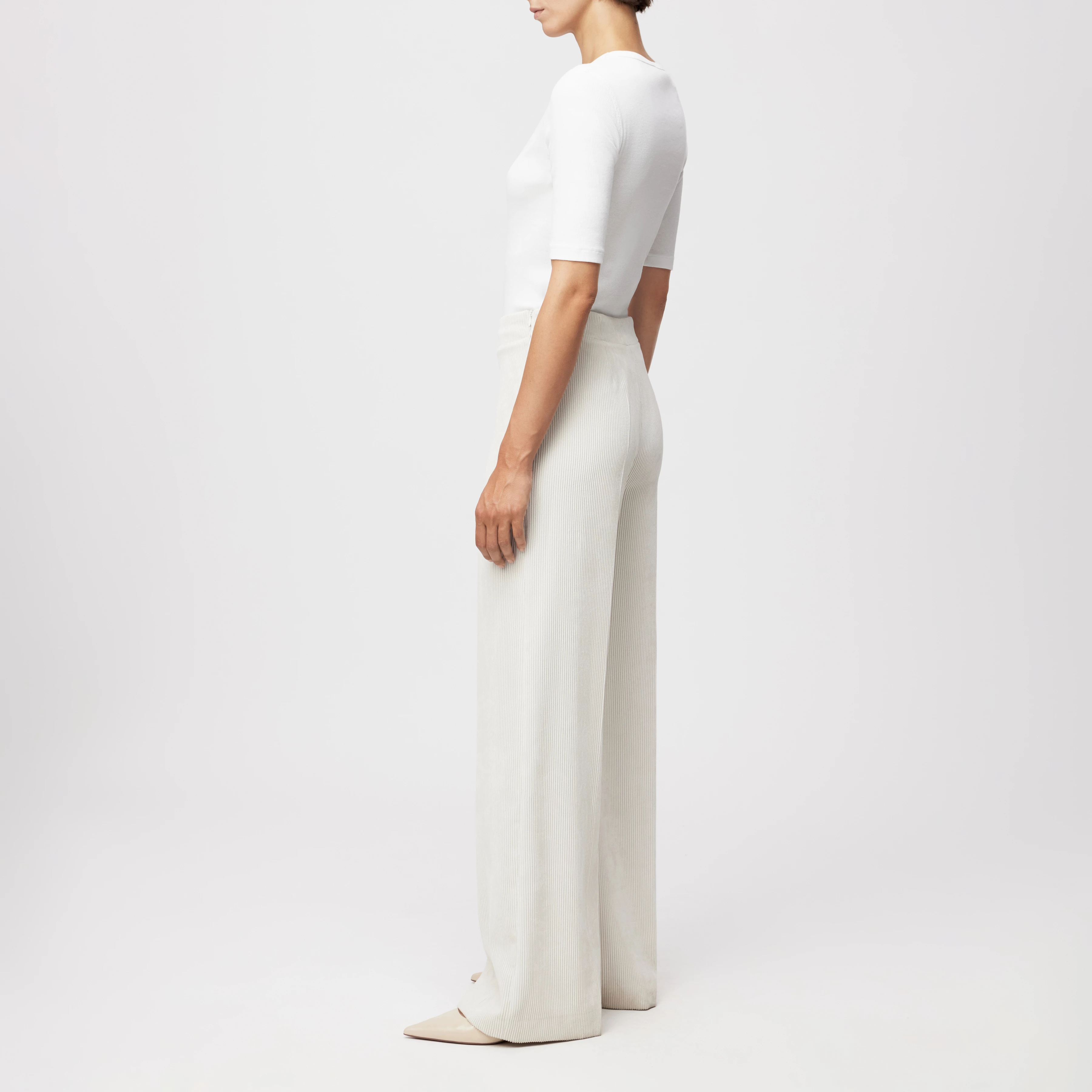 BEFORE - Marlenehose in Cord - Damen - off white - Seitenansicht