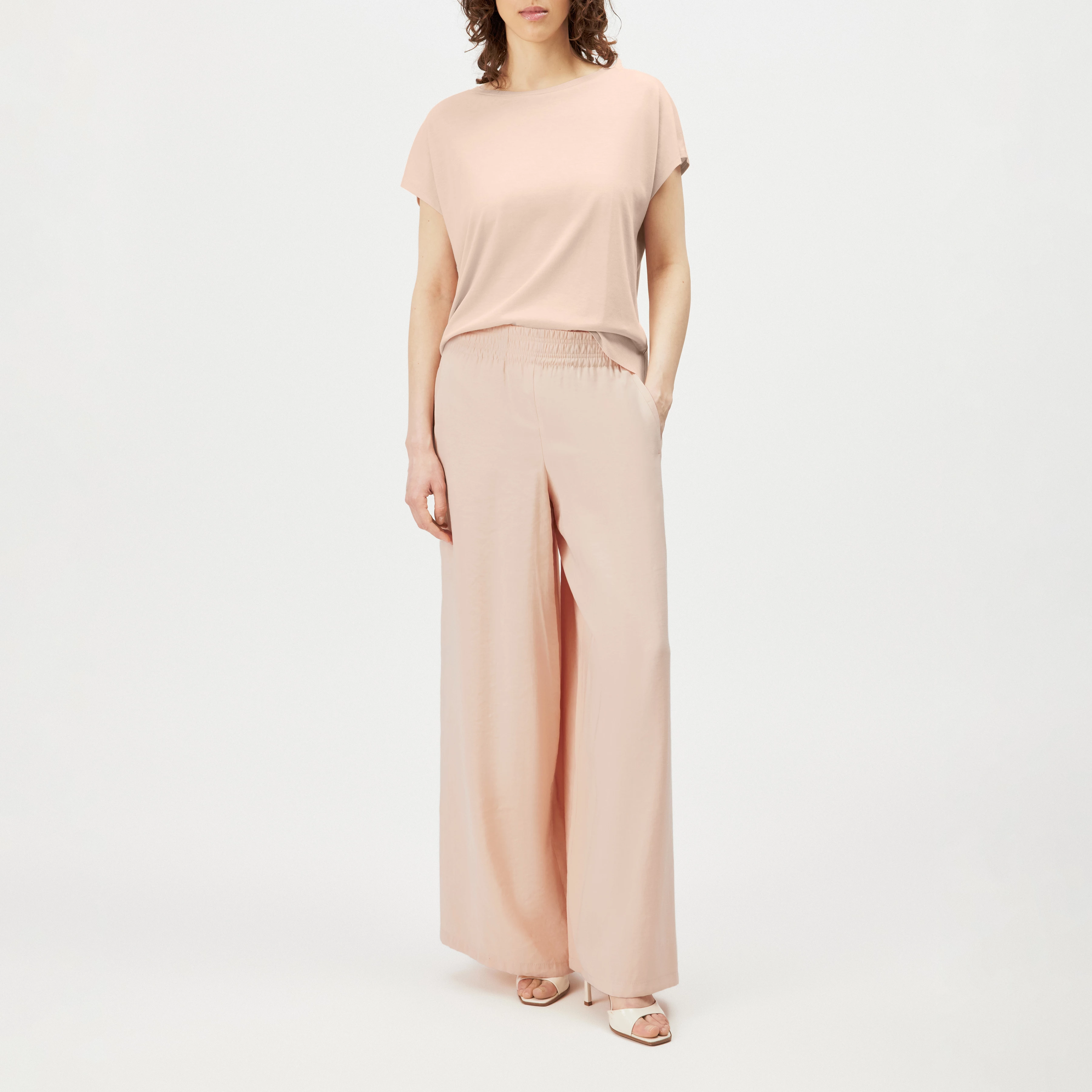 CEILING - Pantalon ample en twill fluide. - women - orange - Ganzkörper-Frontansicht