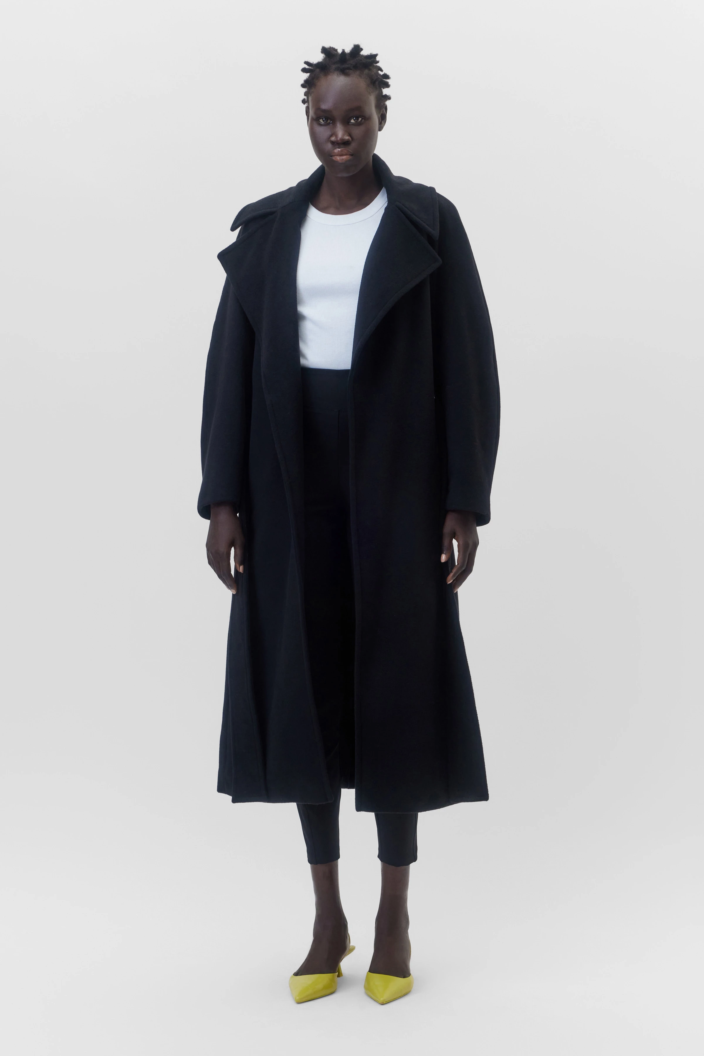ALPERTON_2 - coat in cashmere blend - women - black - Ganzkörper-Frontansicht