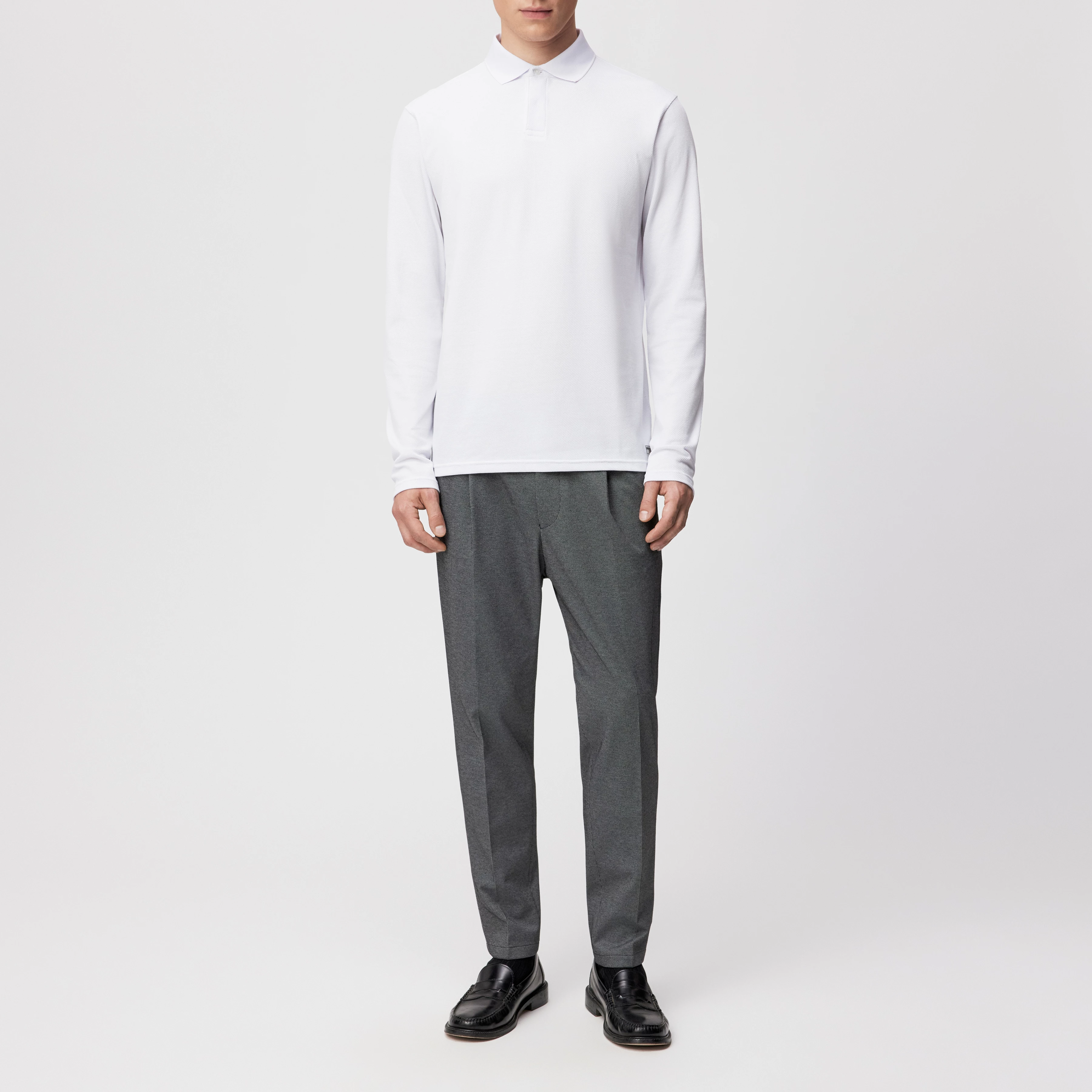 LEVINIO - Polo shirt in piqué texture - men - white - Ganzkörper-Frontansicht