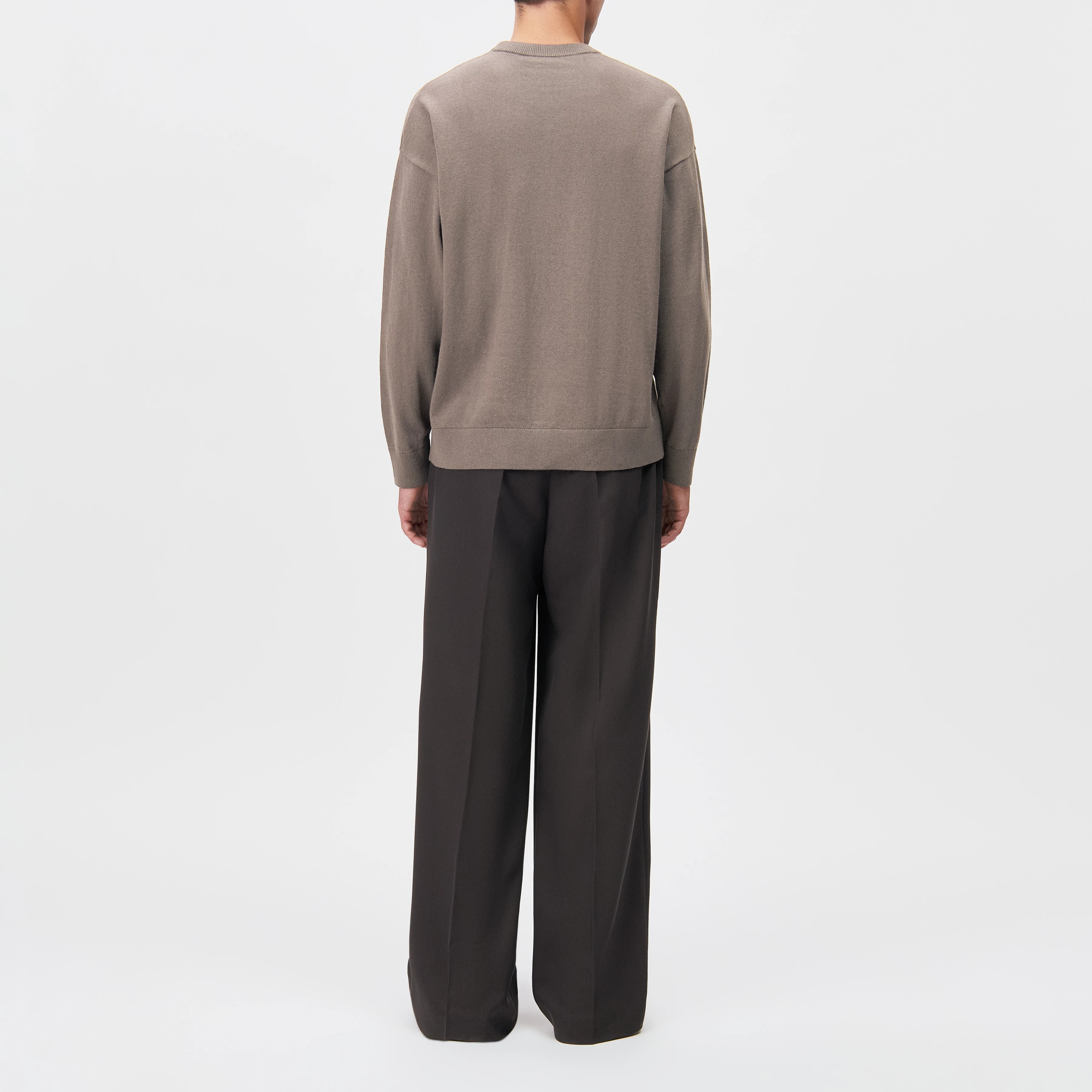 VALDRIK - Crew neck boxy fit jumper - men - brown - Rückansicht