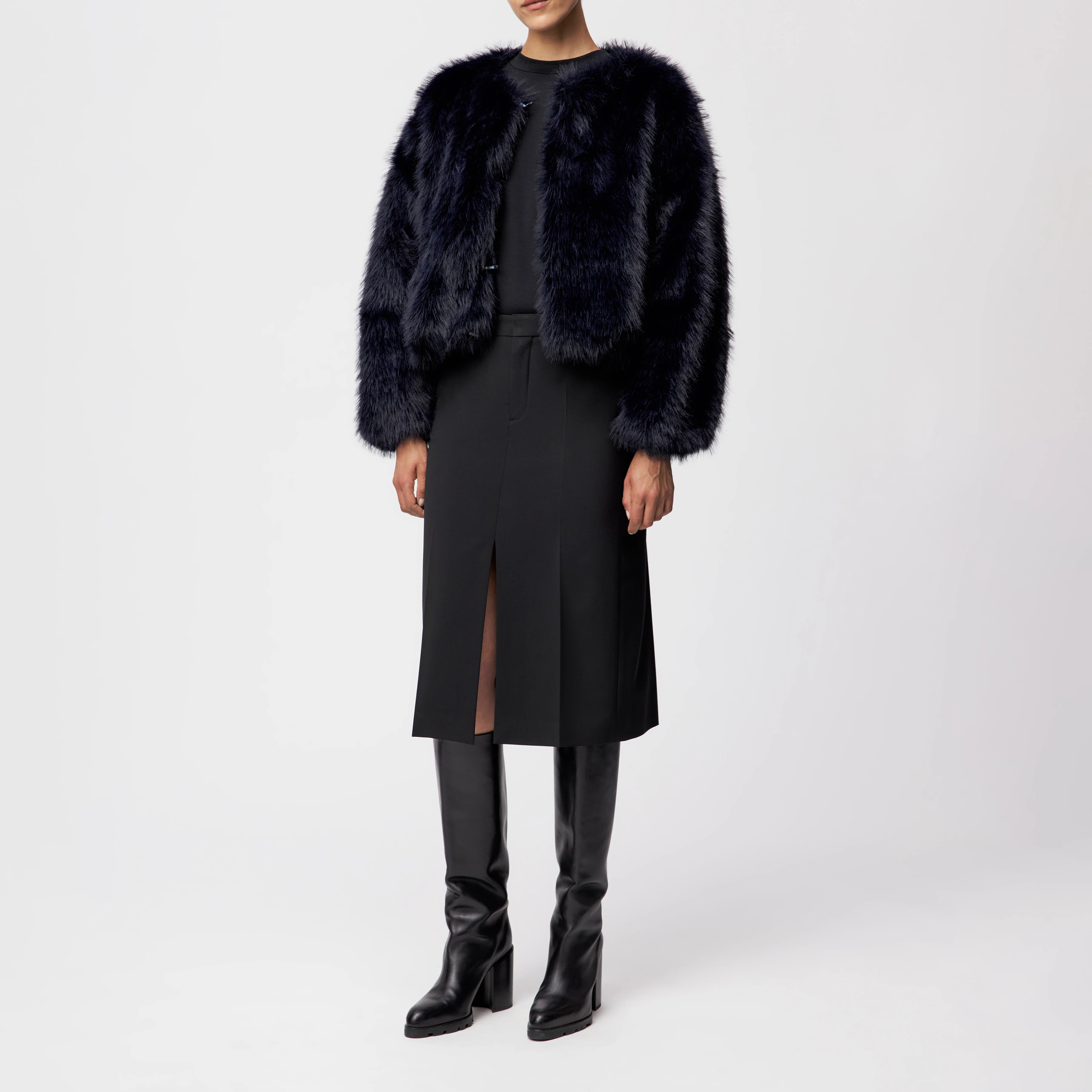 KILCHURN - Voluminöse Felljacke in Kunstfell - Damen - blau - Ganzkörper-Frontansicht