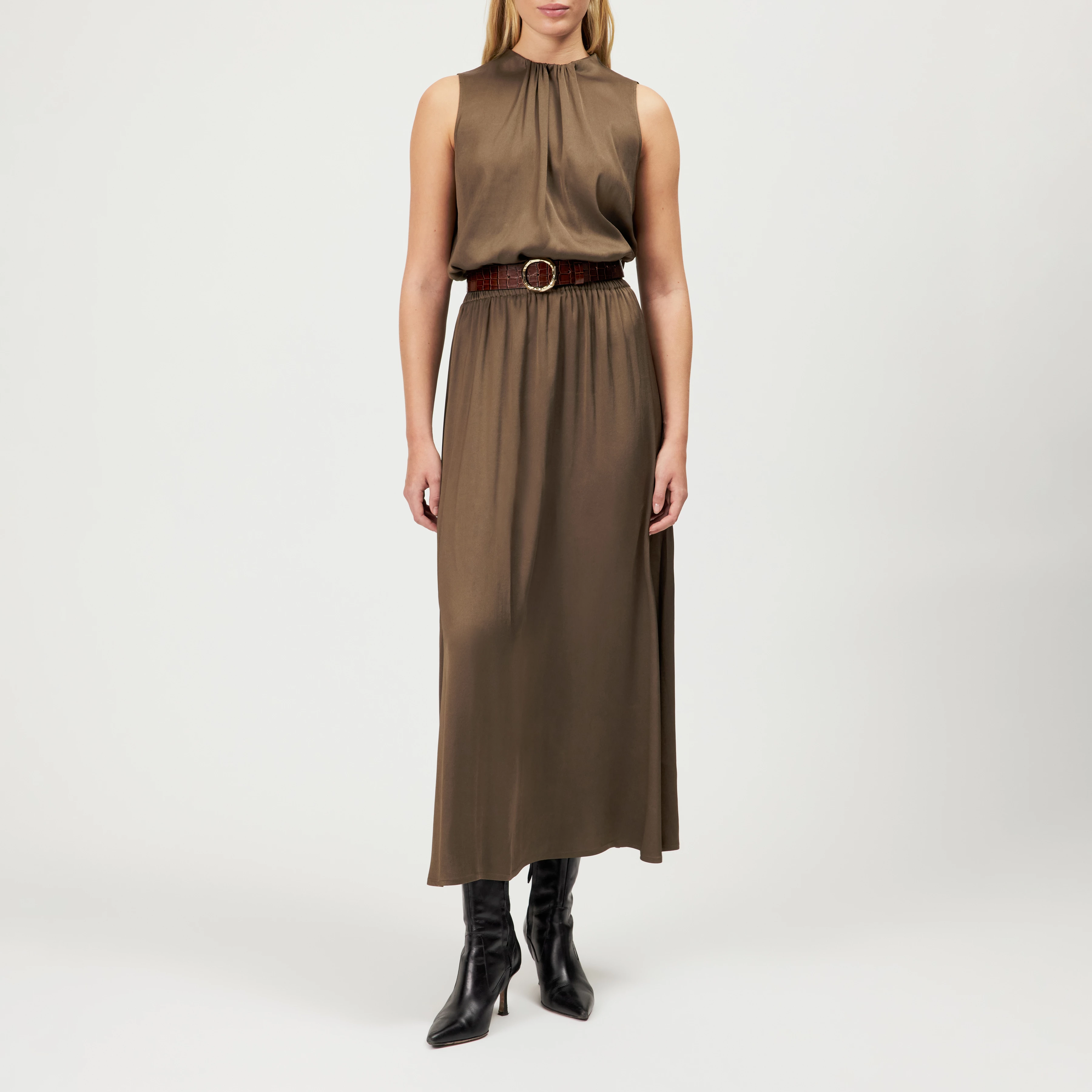 FILINA - Sleeveless maxi dress with waist tie - women - green - Frontansicht