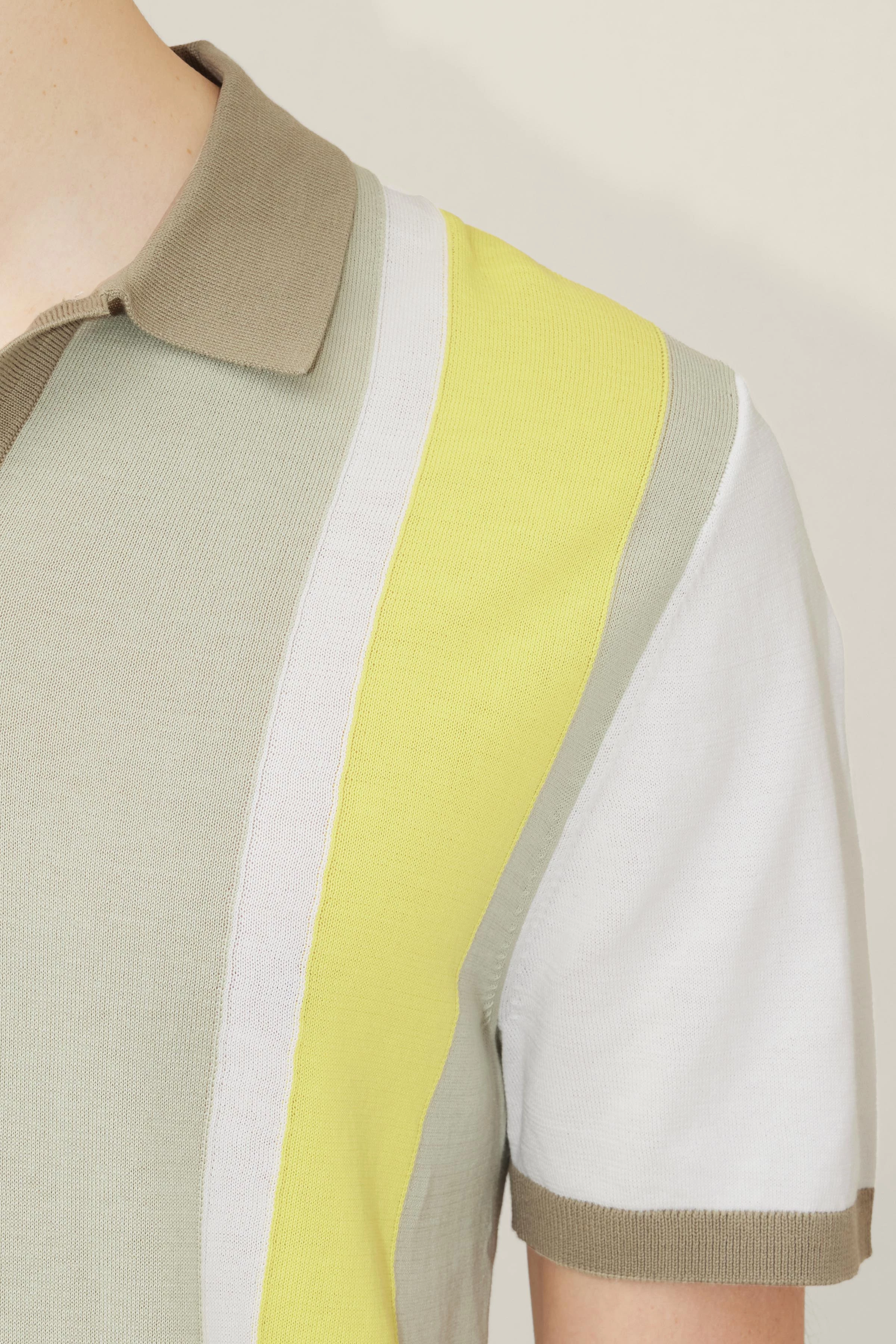 TRITON - Jacquard polo - men - green - Seitenansicht