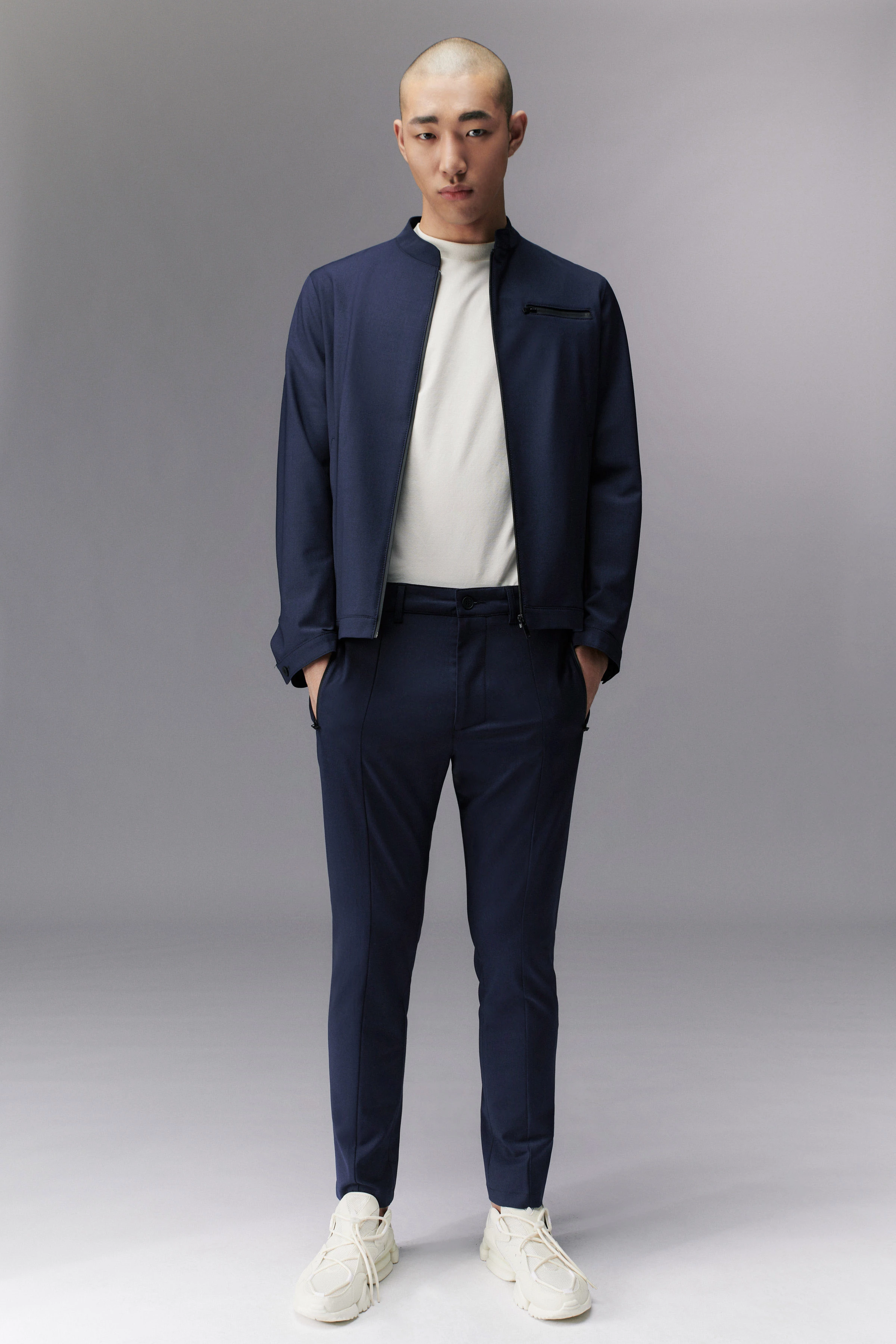 NESSO - sporty jacket with stand up collar and chest pocket - men - blue - Ganzkörper-Frontansicht