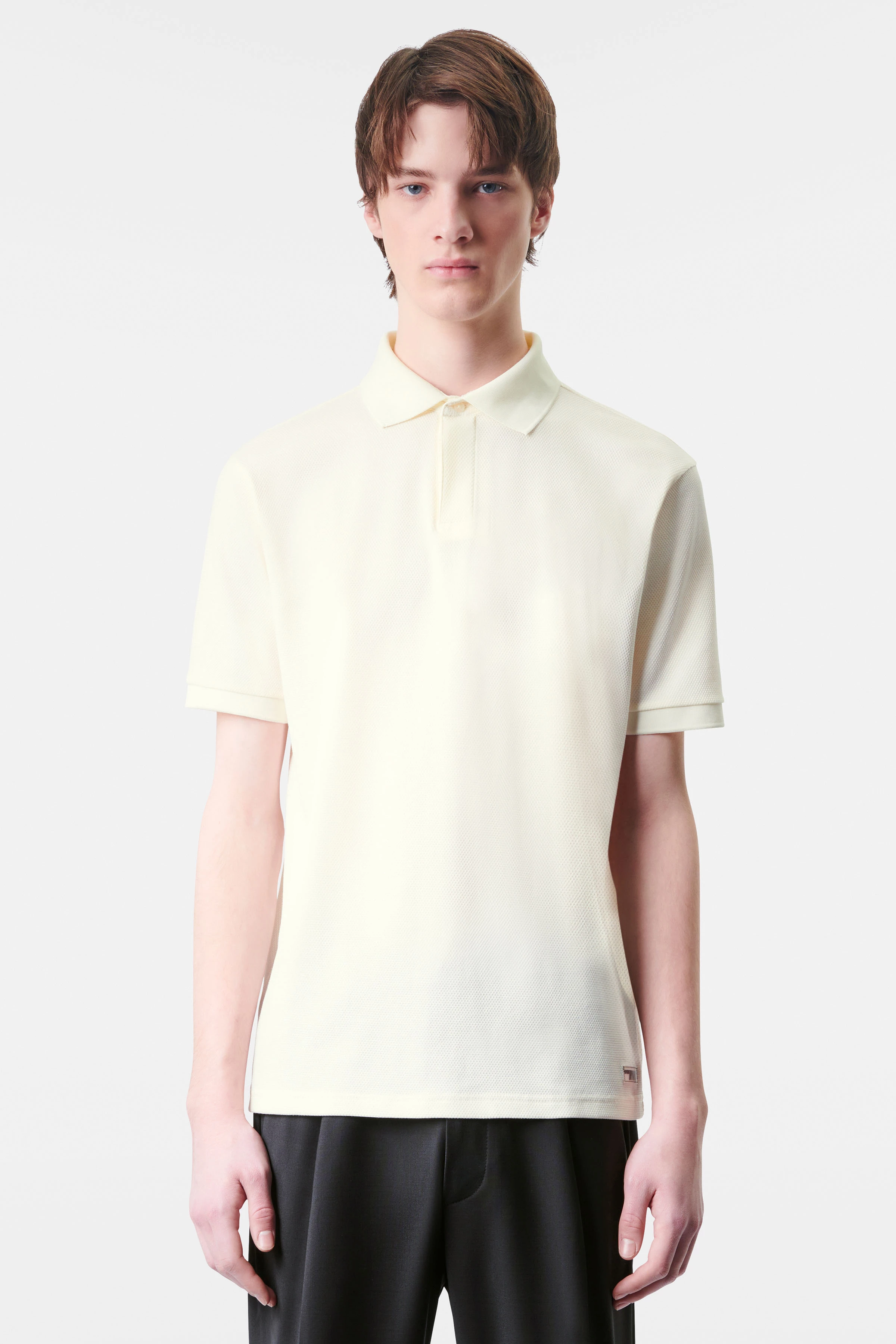 SANTOS - Classic regular fit polo in piqué structure - men - off white - Frontansicht