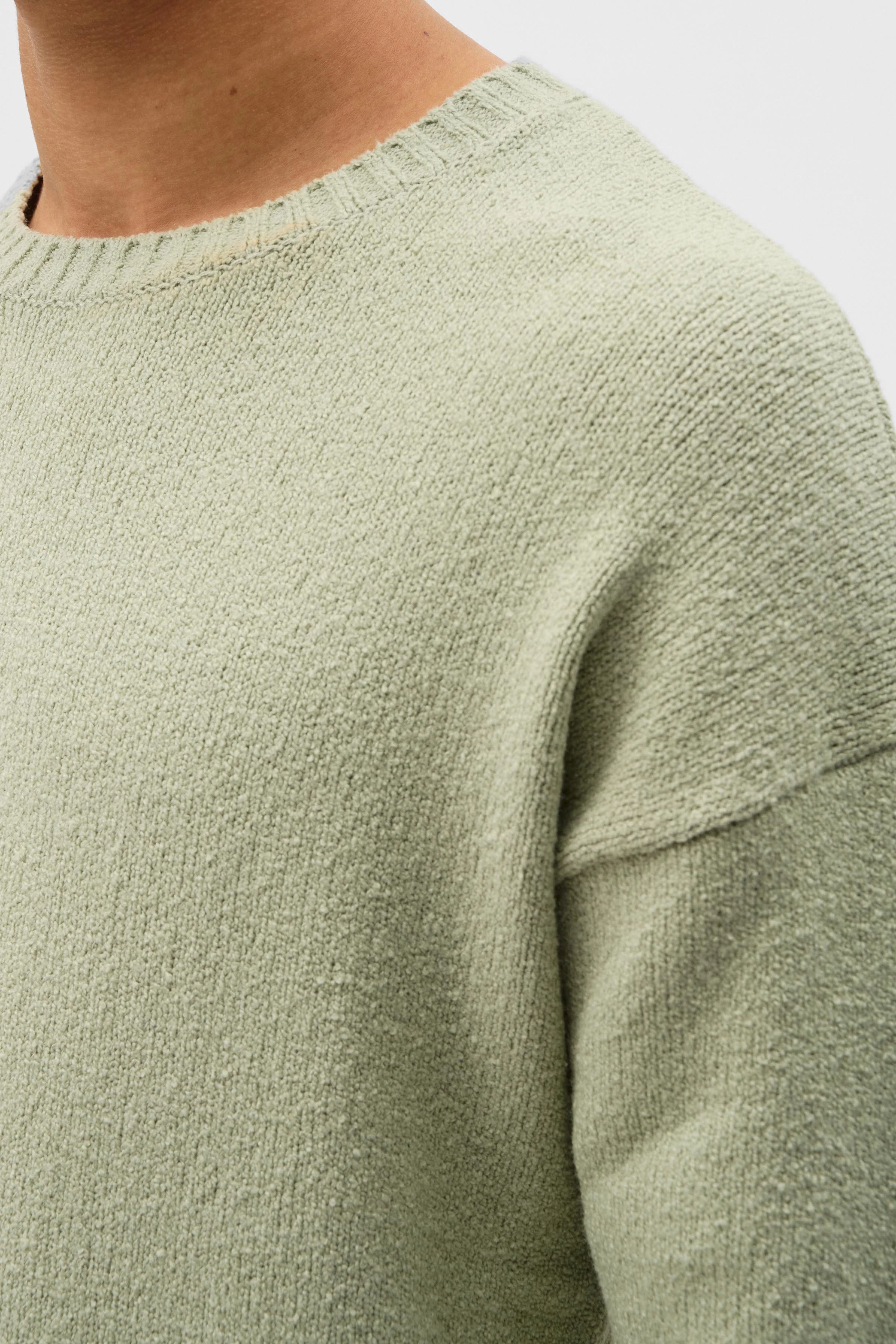 FREDDY - Oversized sweater in bouclé look - men - green - Seitenansicht