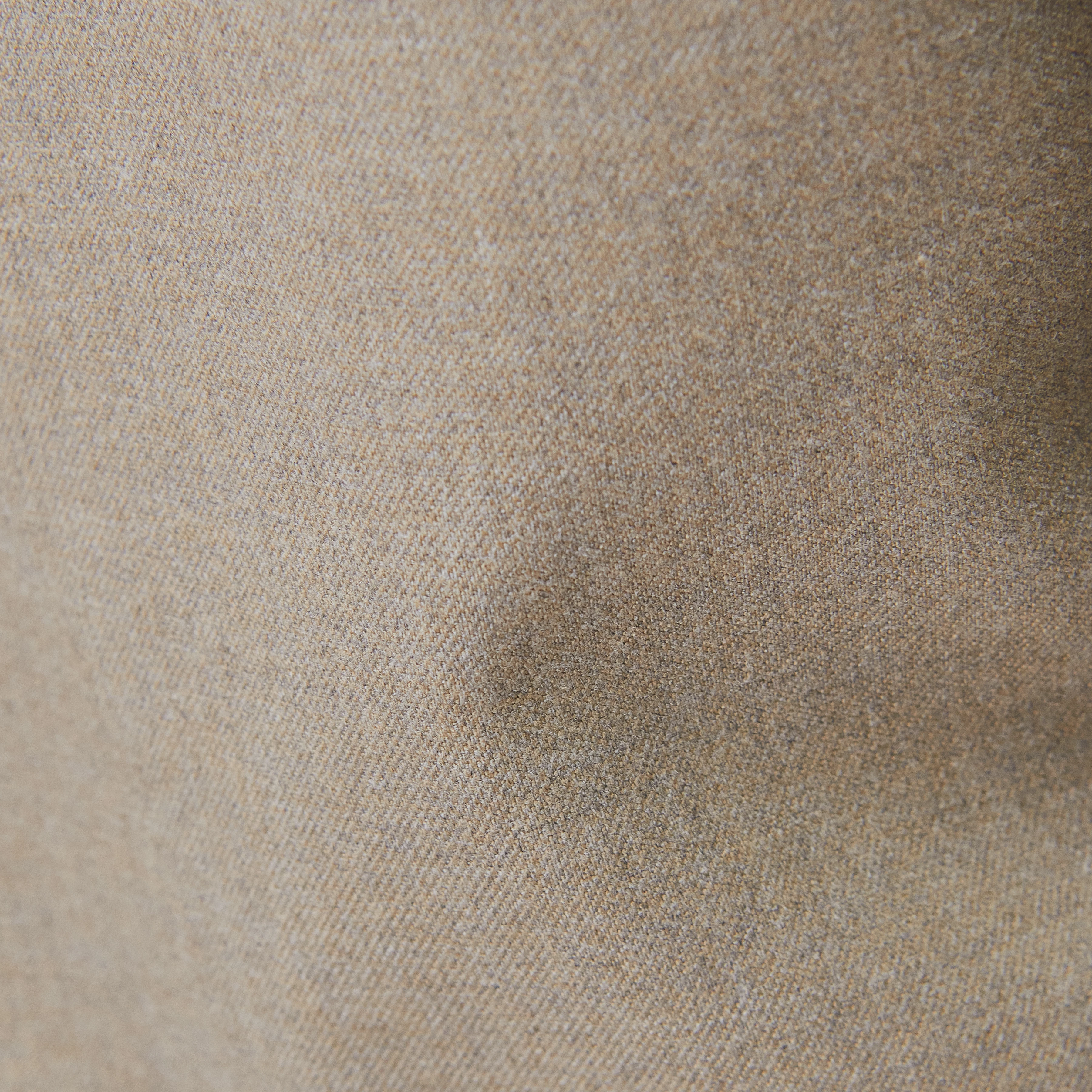 AJEND_RGLR - Tailored trousers in twill look - men - beige - Materialbild (B2C)