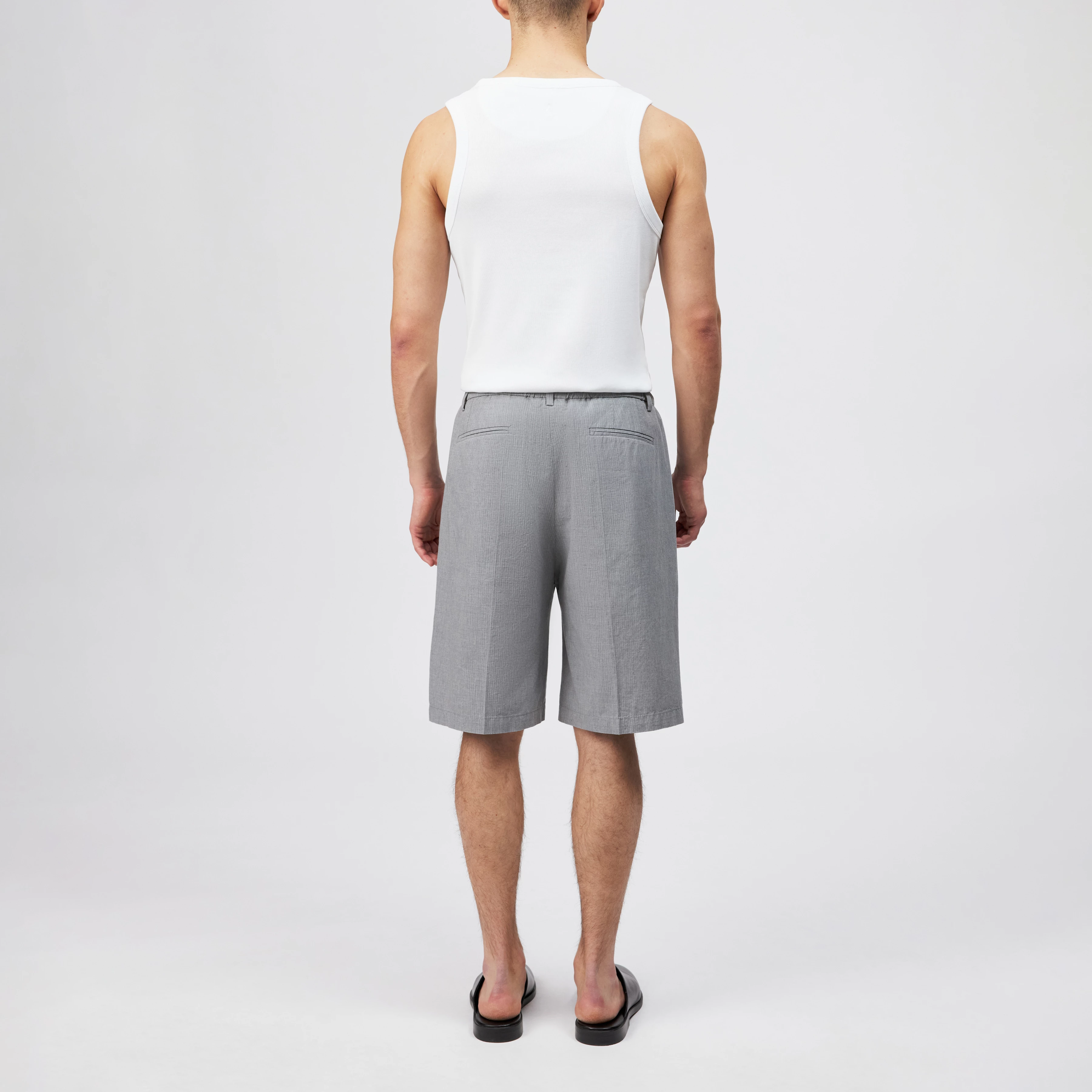 ROCABO - Bundfalten Short in reiner Baumwolle - Herren - grau - Rückansicht