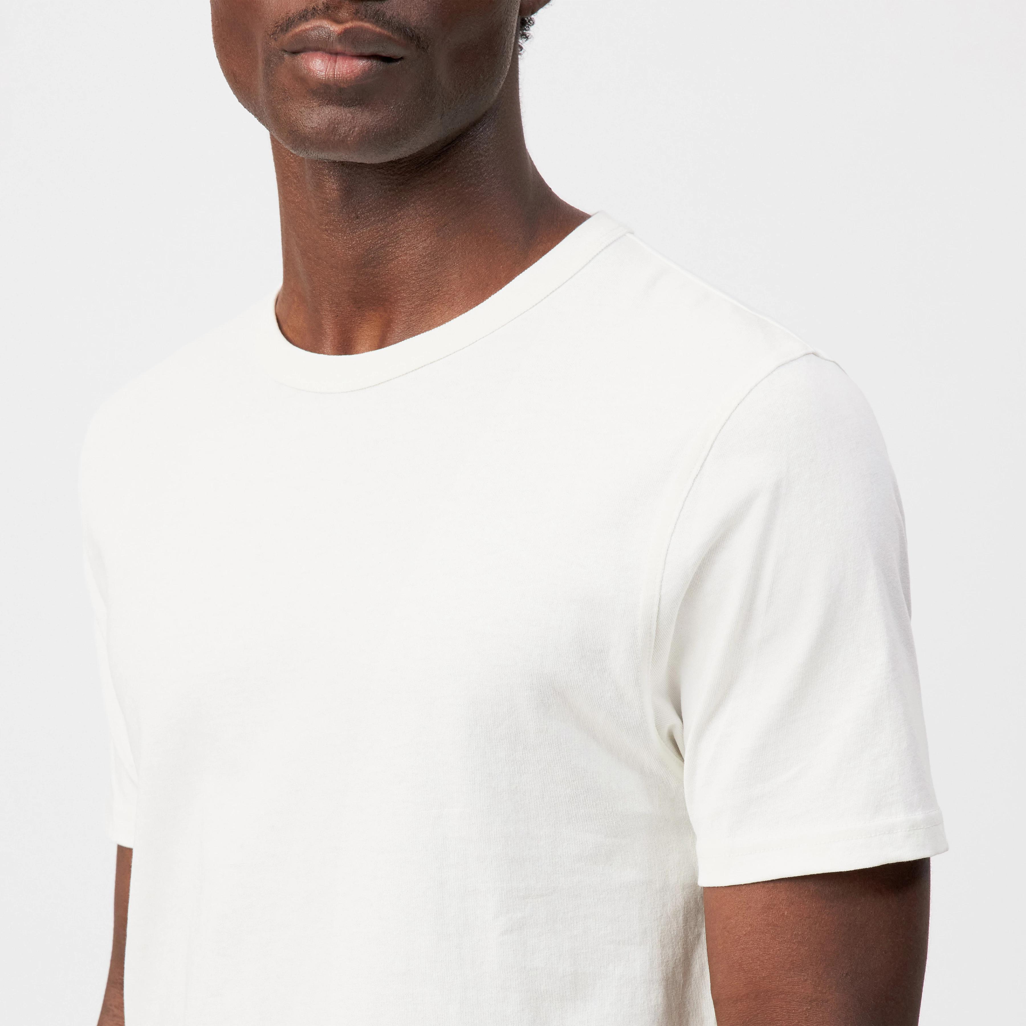 JULIENO - Slim Fit T-shirt van puur katoen - heren - off white - Detailansicht am Model